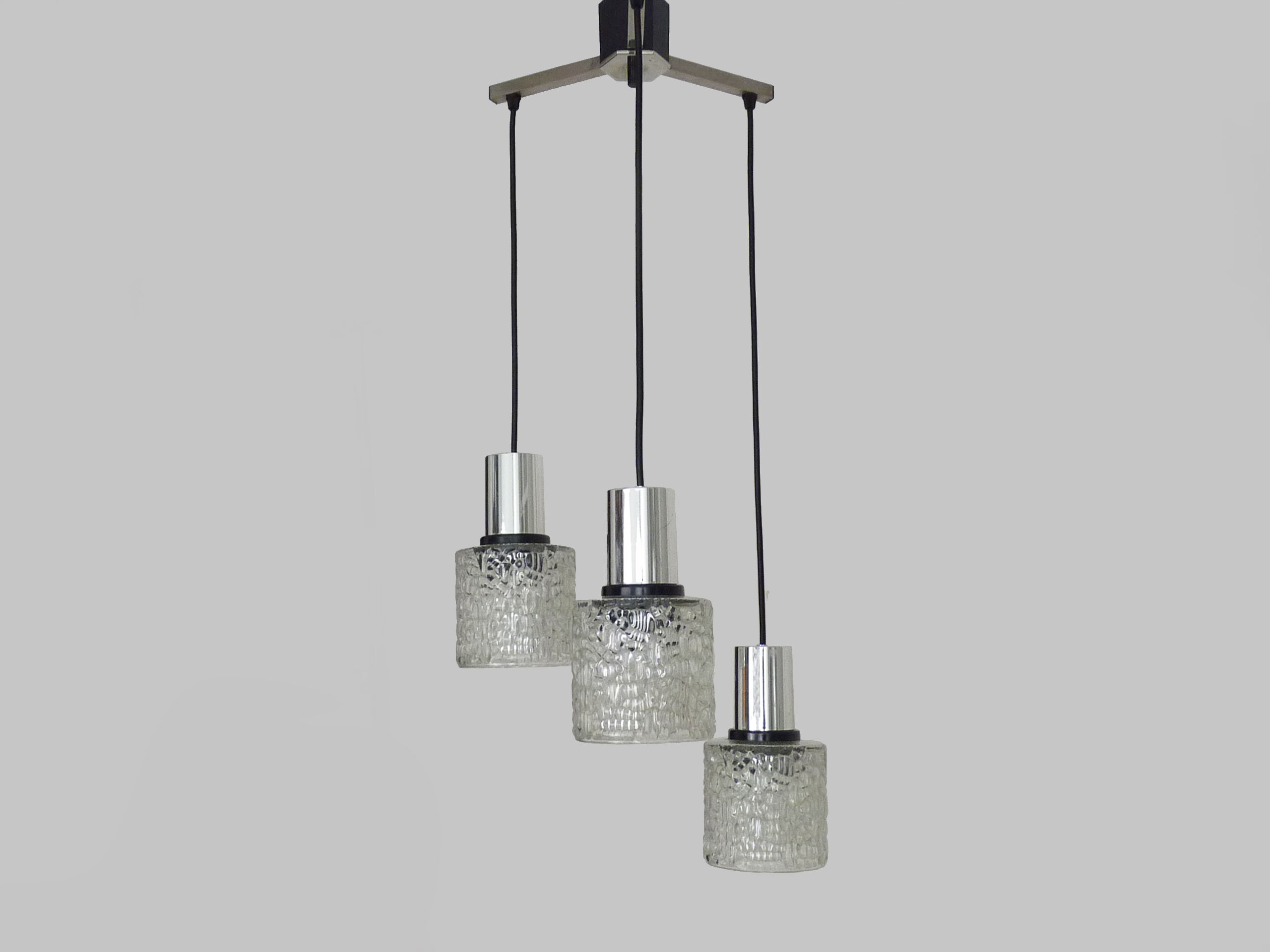 Suspension waterfall vintage in chrome polished and glass chiseled 3 lights 70s