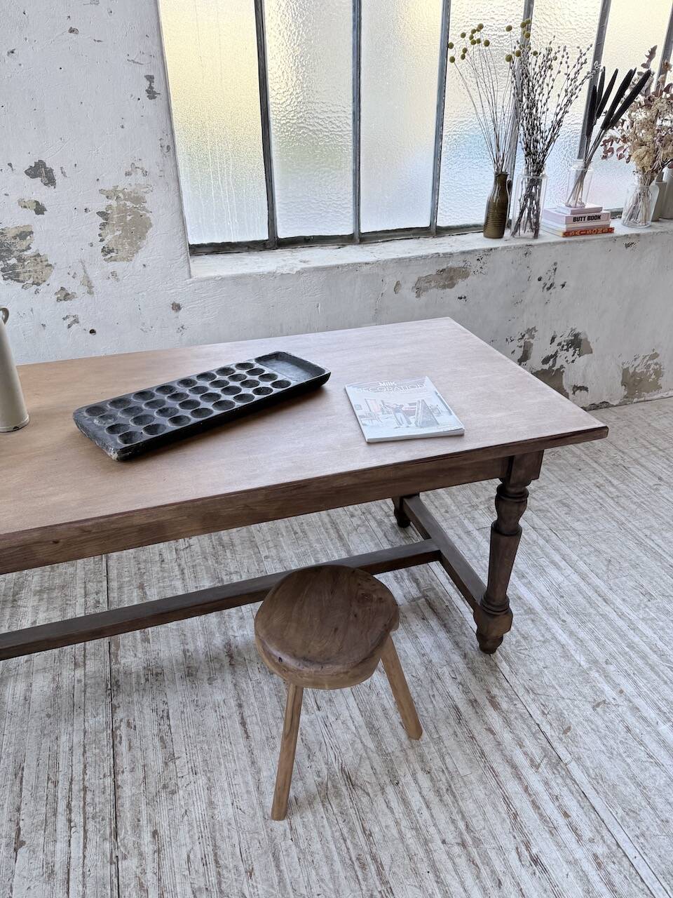 Farm table with turned legs, made of pine and birch, 180cm.