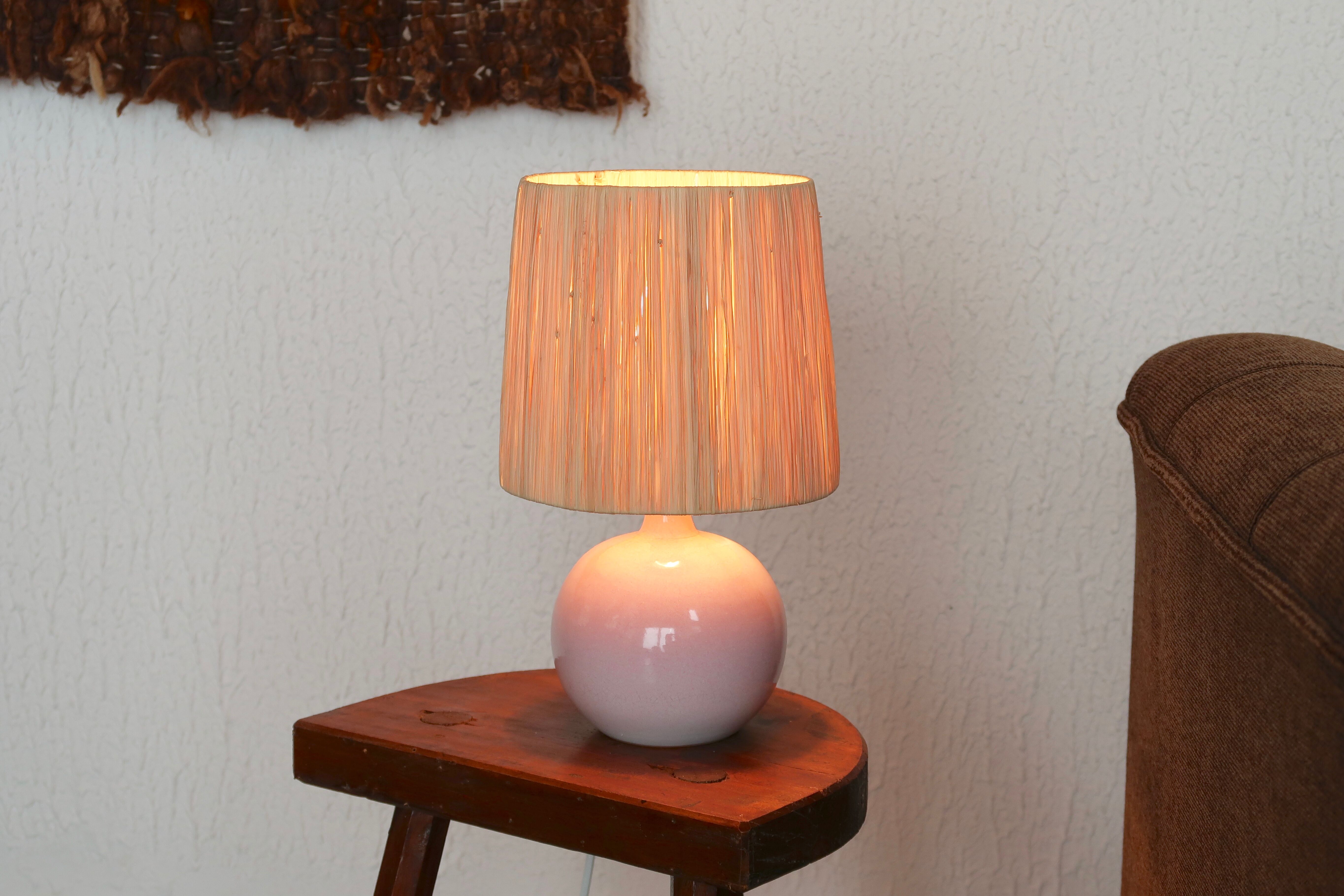 Pink ceramic lamp signed Duriez, raffia lampshade, 80s