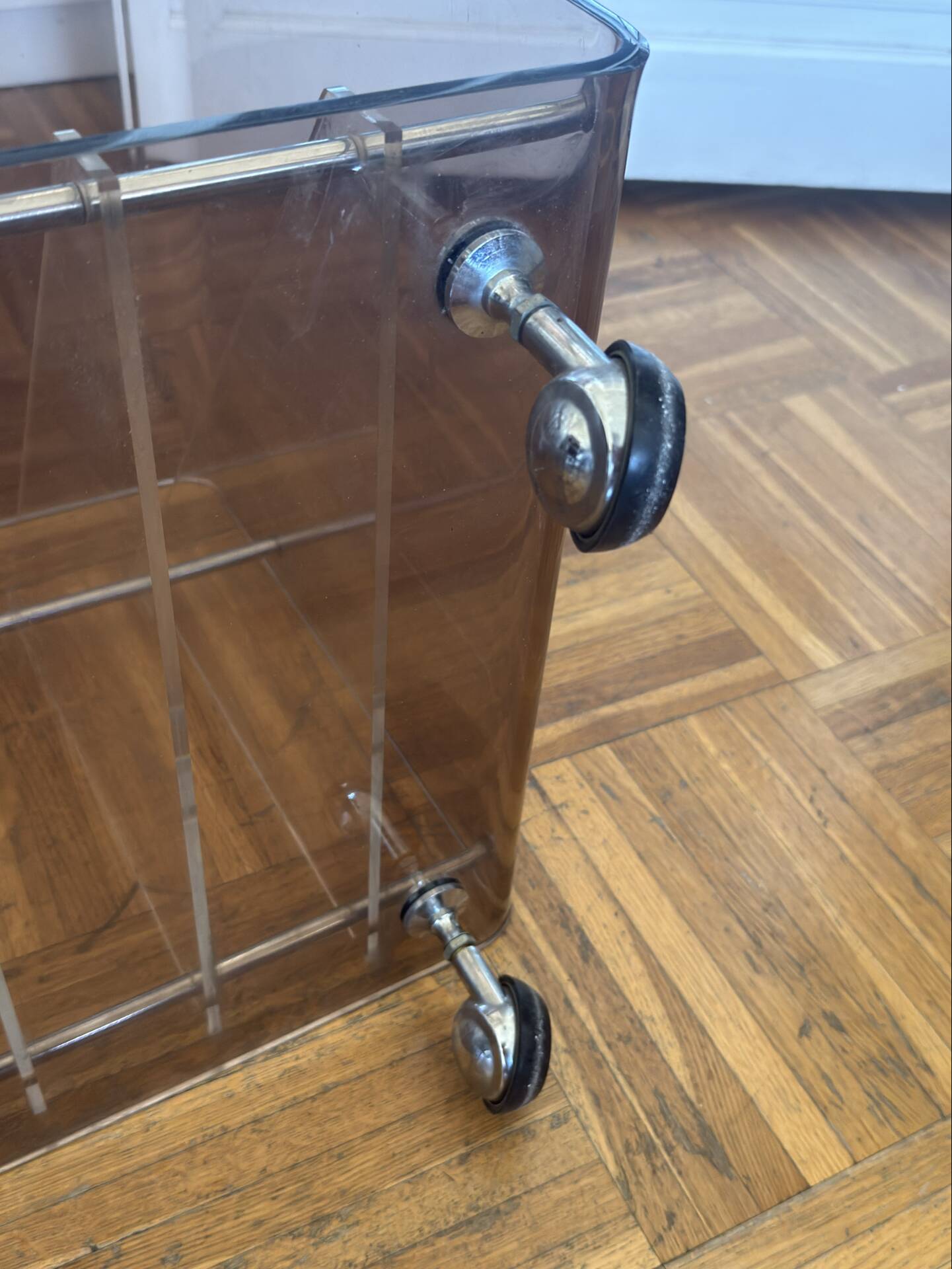 Coffee table / Hi-fi vinyl unit Michel Dumas