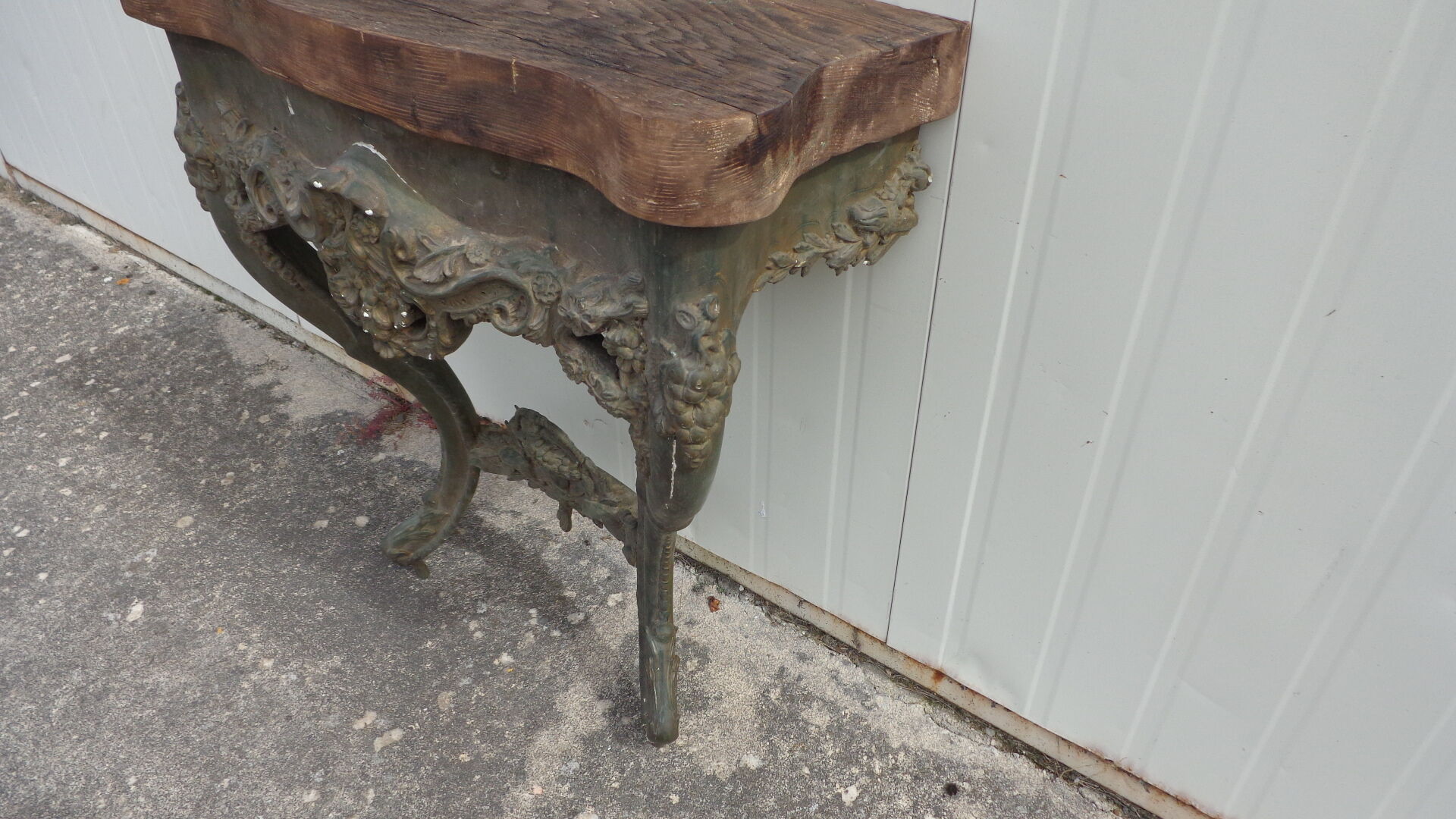 Console Napoleon III painted