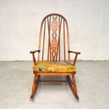 Rocking English Windsor 1950