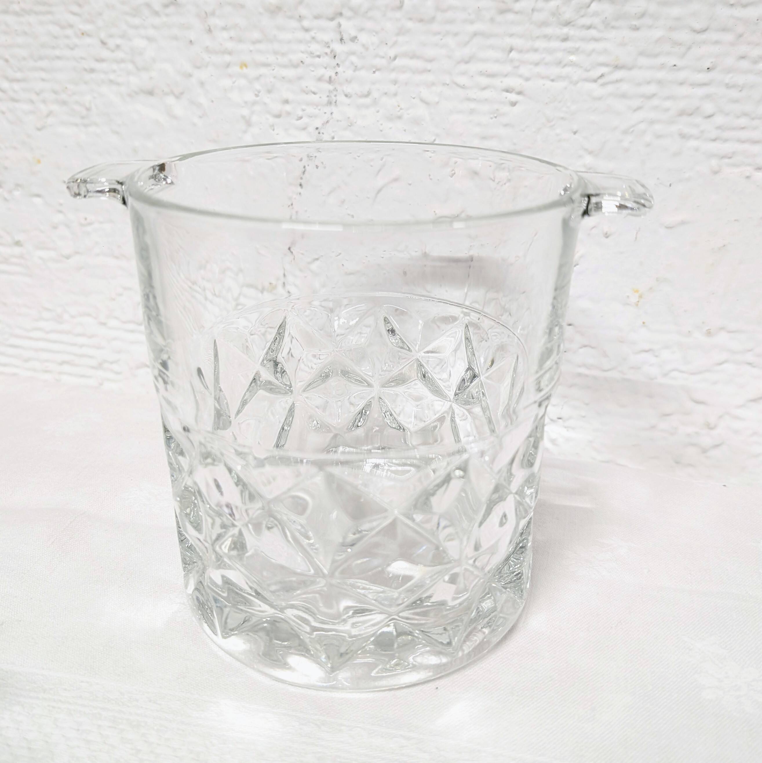 Glass ice bucket