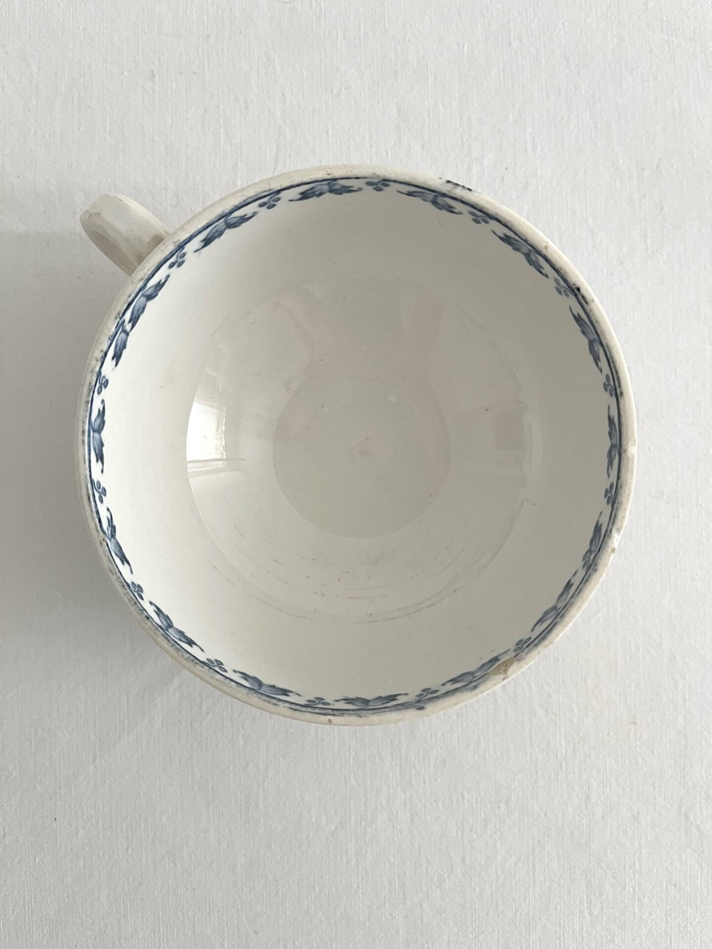 Antique ironstone cup "Carmen" Sarreguemines