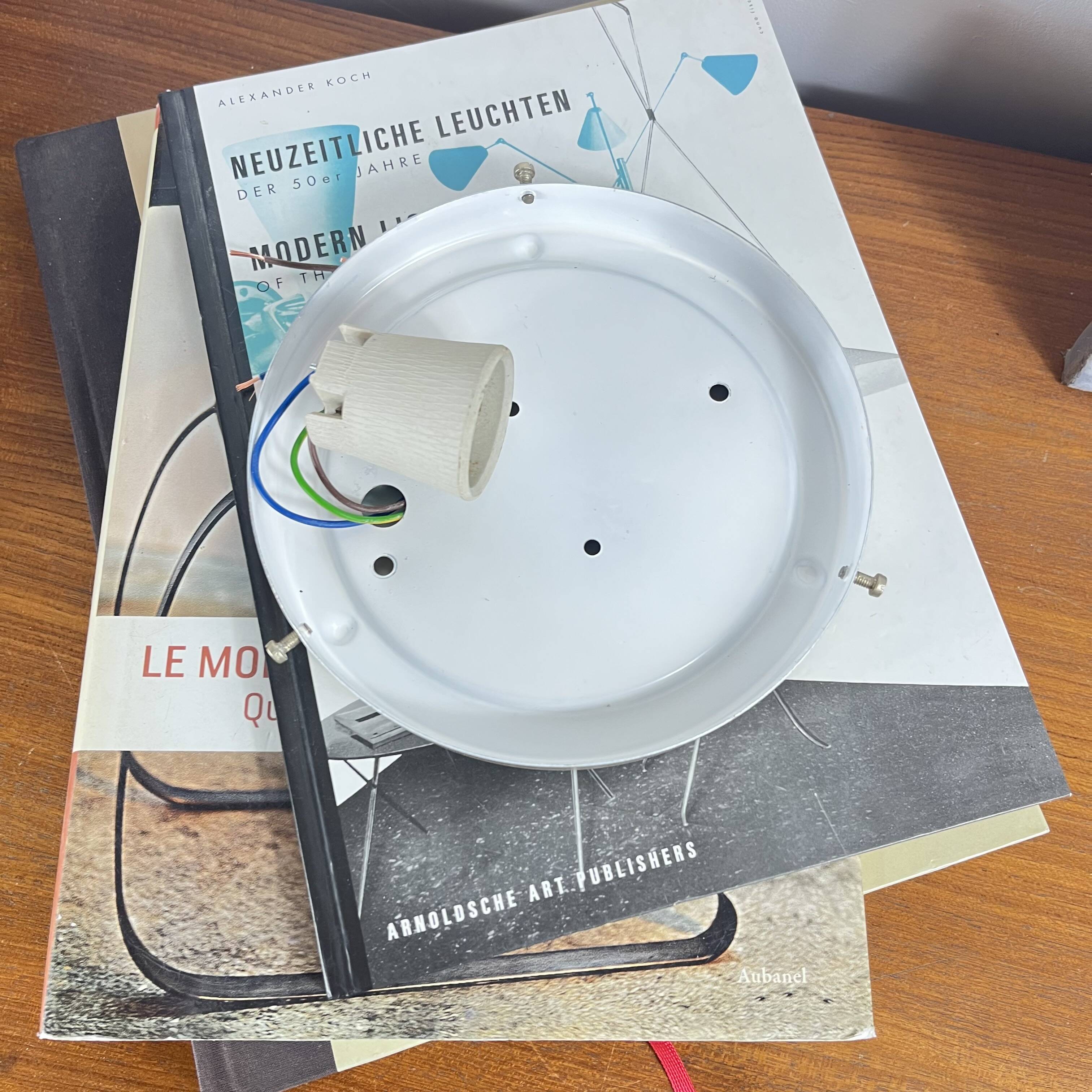 Square wall light or ceiling light in Murano or Limburg glass.