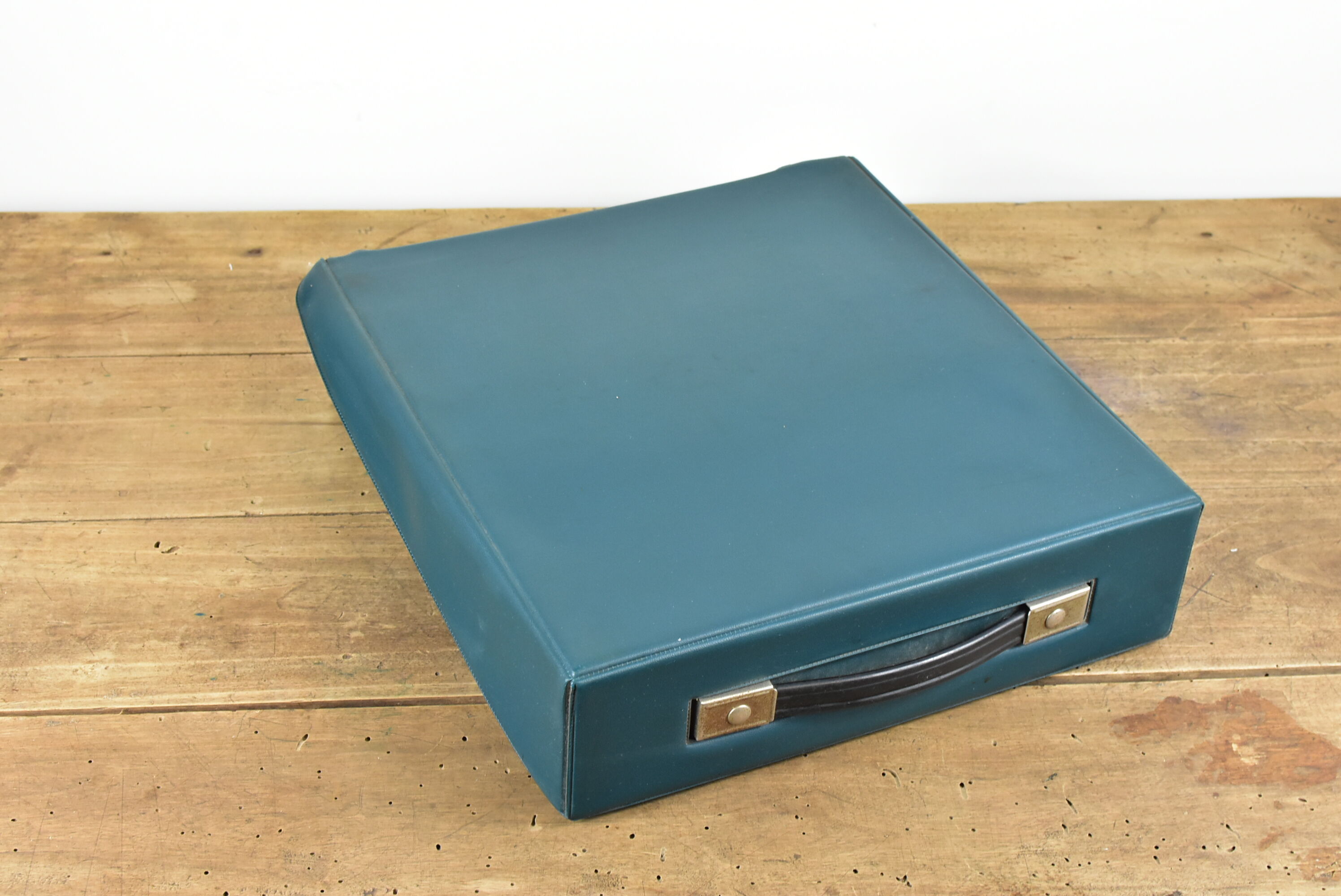 Lettera 32 typewriter.