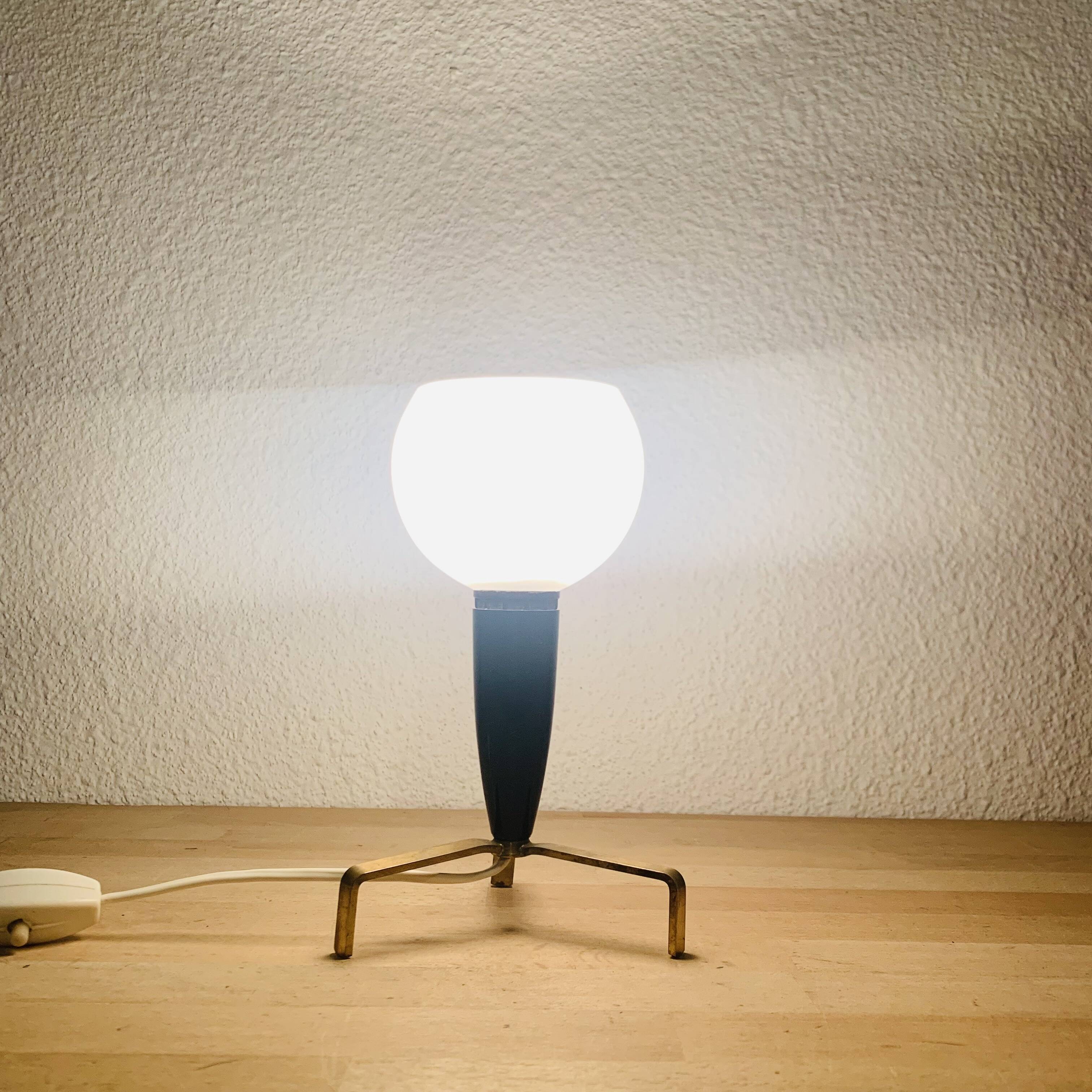 50s brass tripod lamp, opaline globe