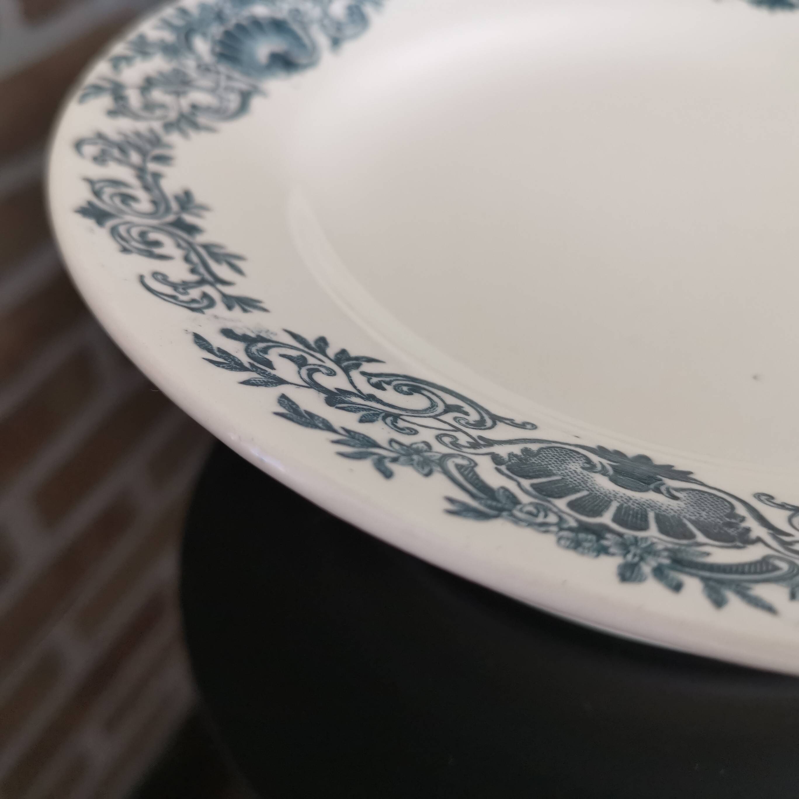 Longchamp earthenware compote bowl with Coquille decor