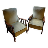 Lot of 2 olive green velvet armchairs.