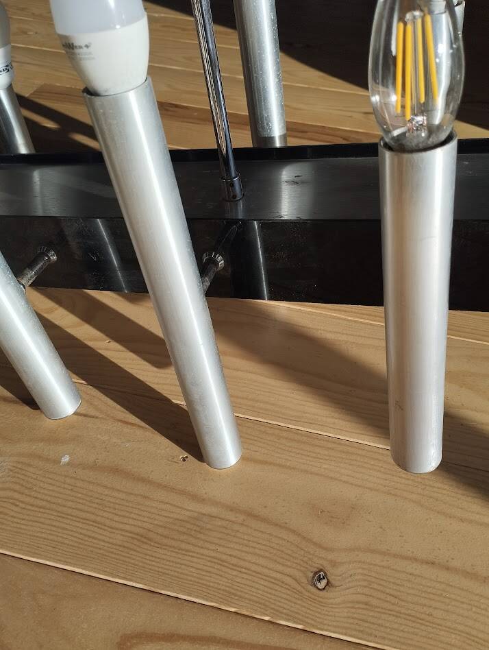 Sculptural vintage 70s chandelier – metal & aluminium – 55 × 26 cm