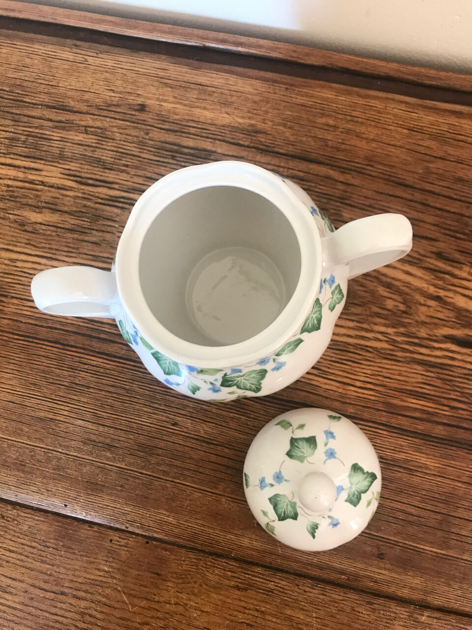 Johnson brothers vintage milk jug and sugar bowl lot