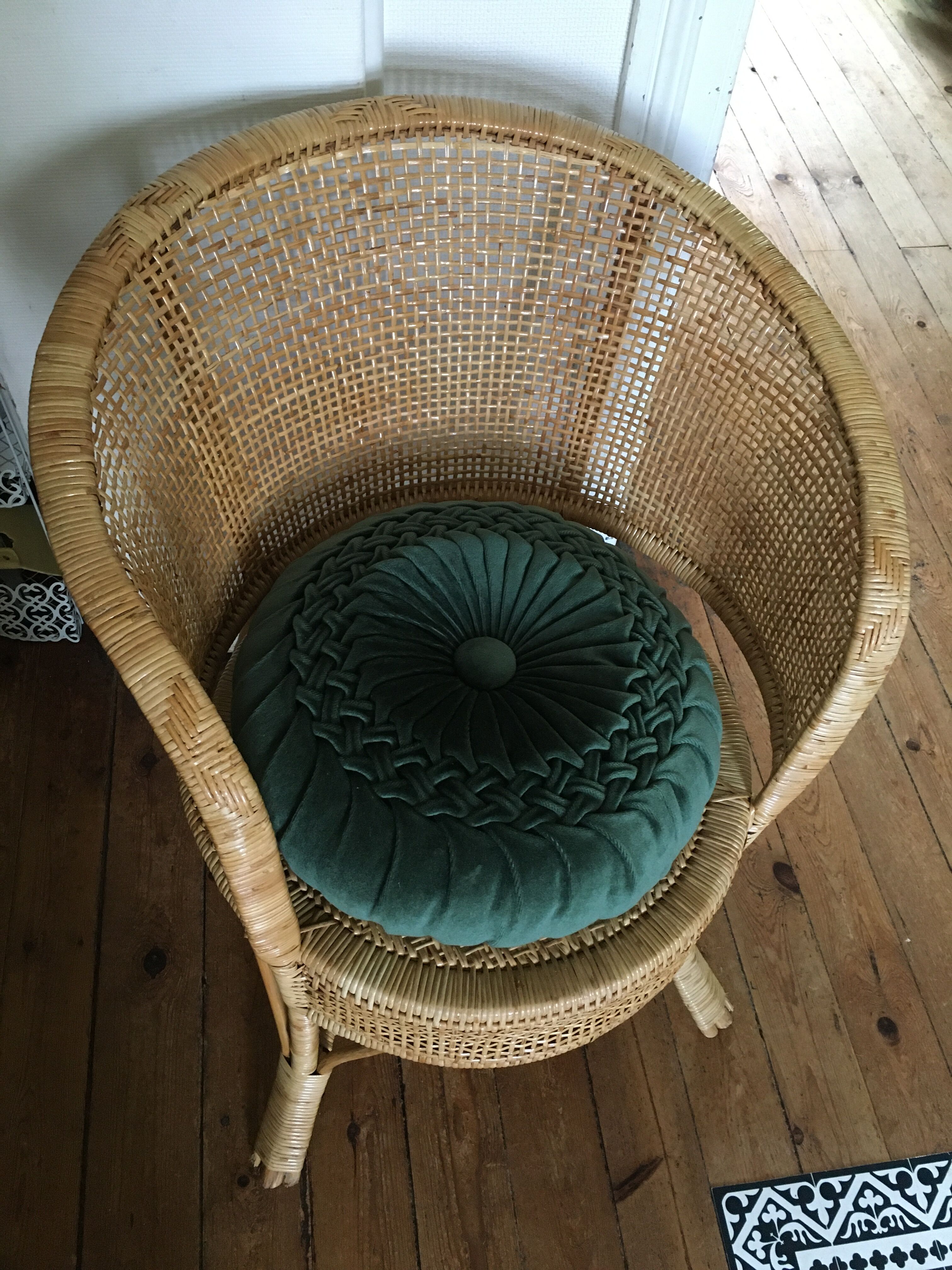 Vintage bottle green velvet round cushion