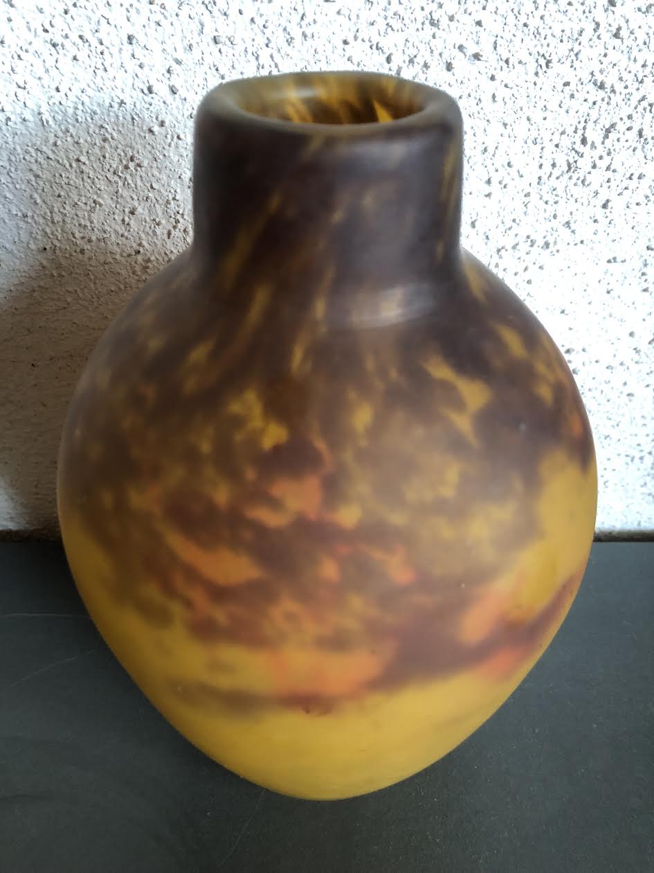 Muller Frère glass paste vase