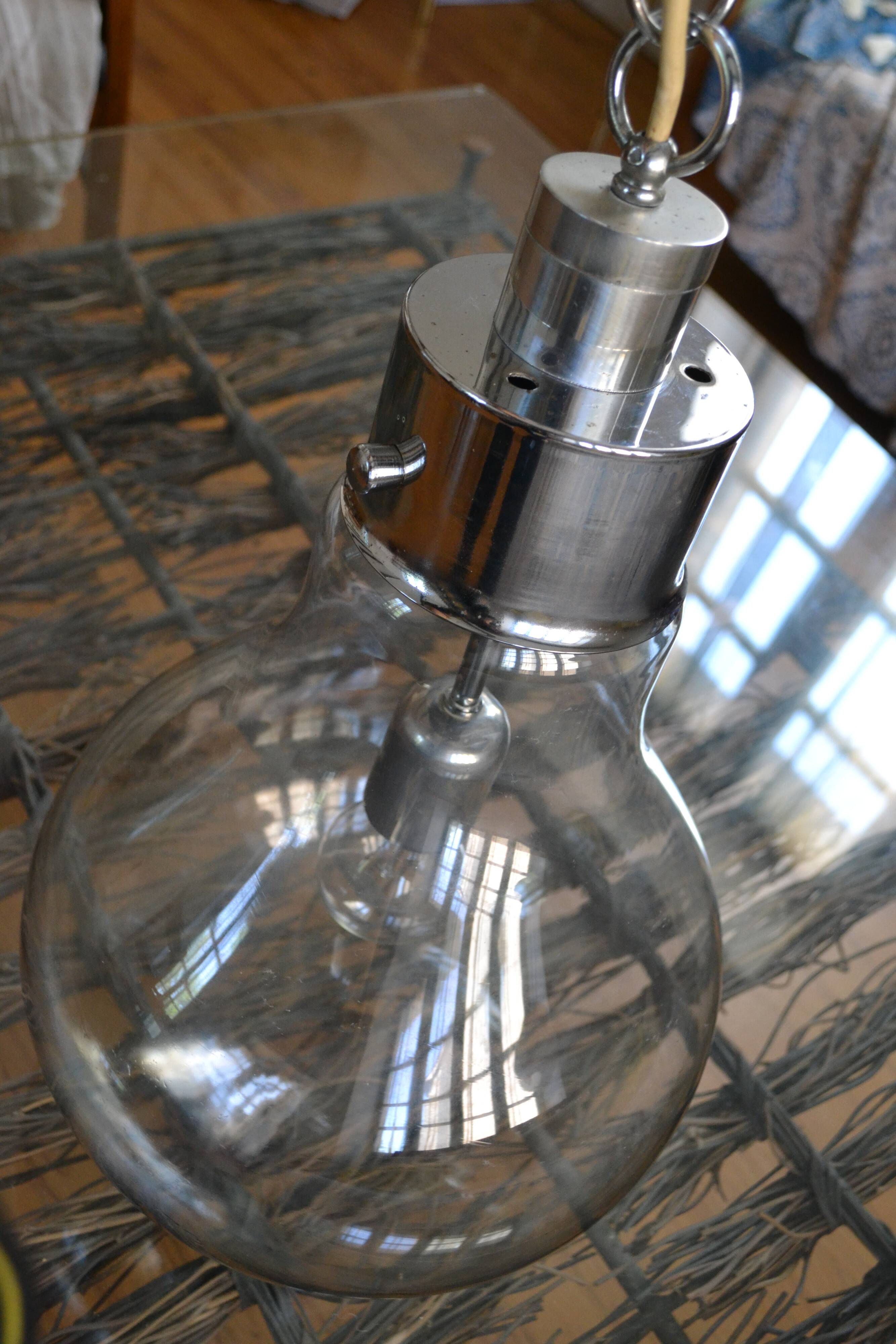 Suspension bulb Delmas