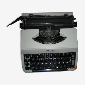 Machine a ecrire royal Litton