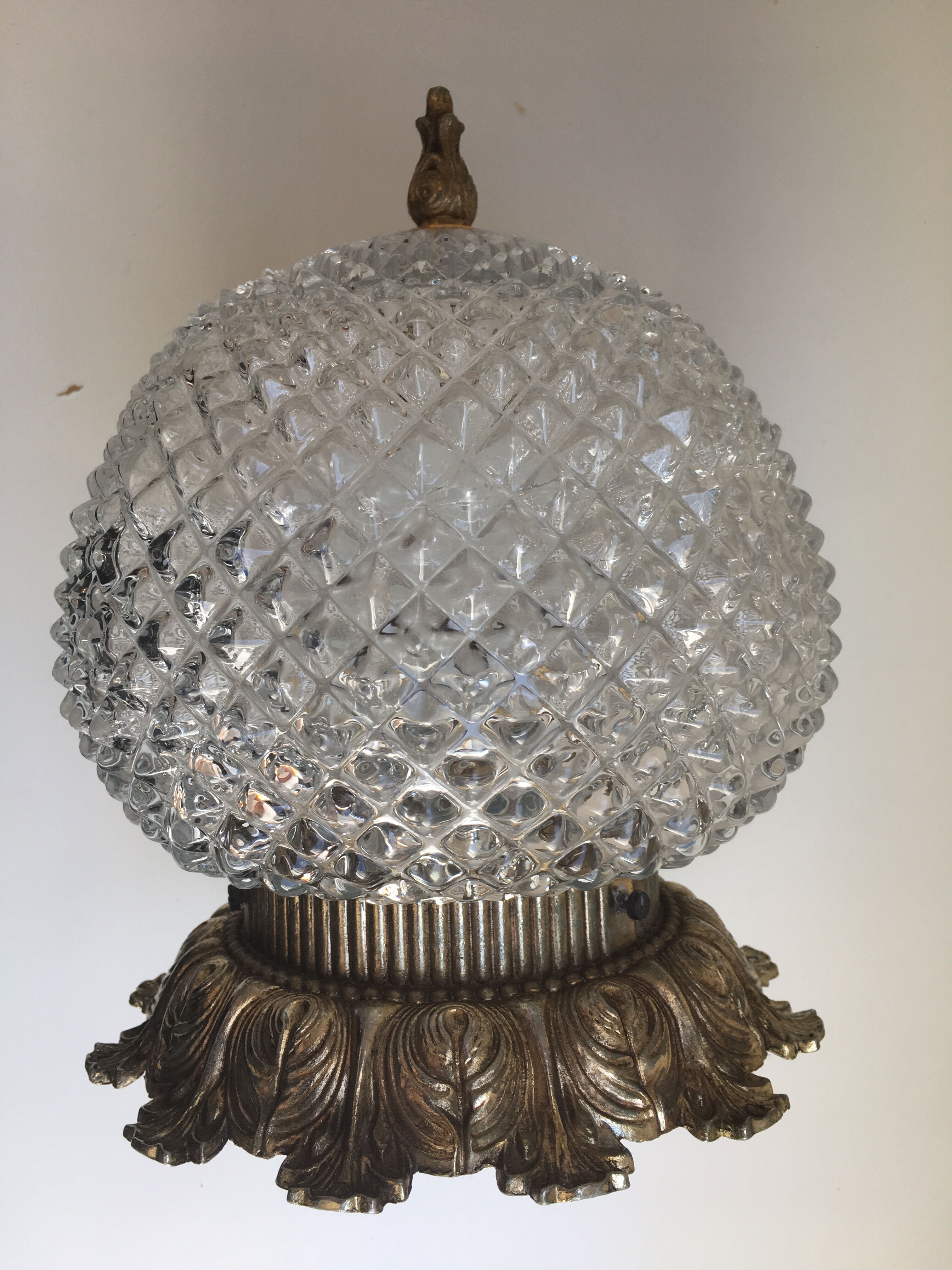 Diamond tipped ceiling lamp