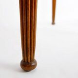 Side table / pedestal with fluted ogive legs - Oval glass top