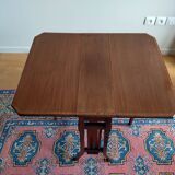 Folding side table in cherry wood