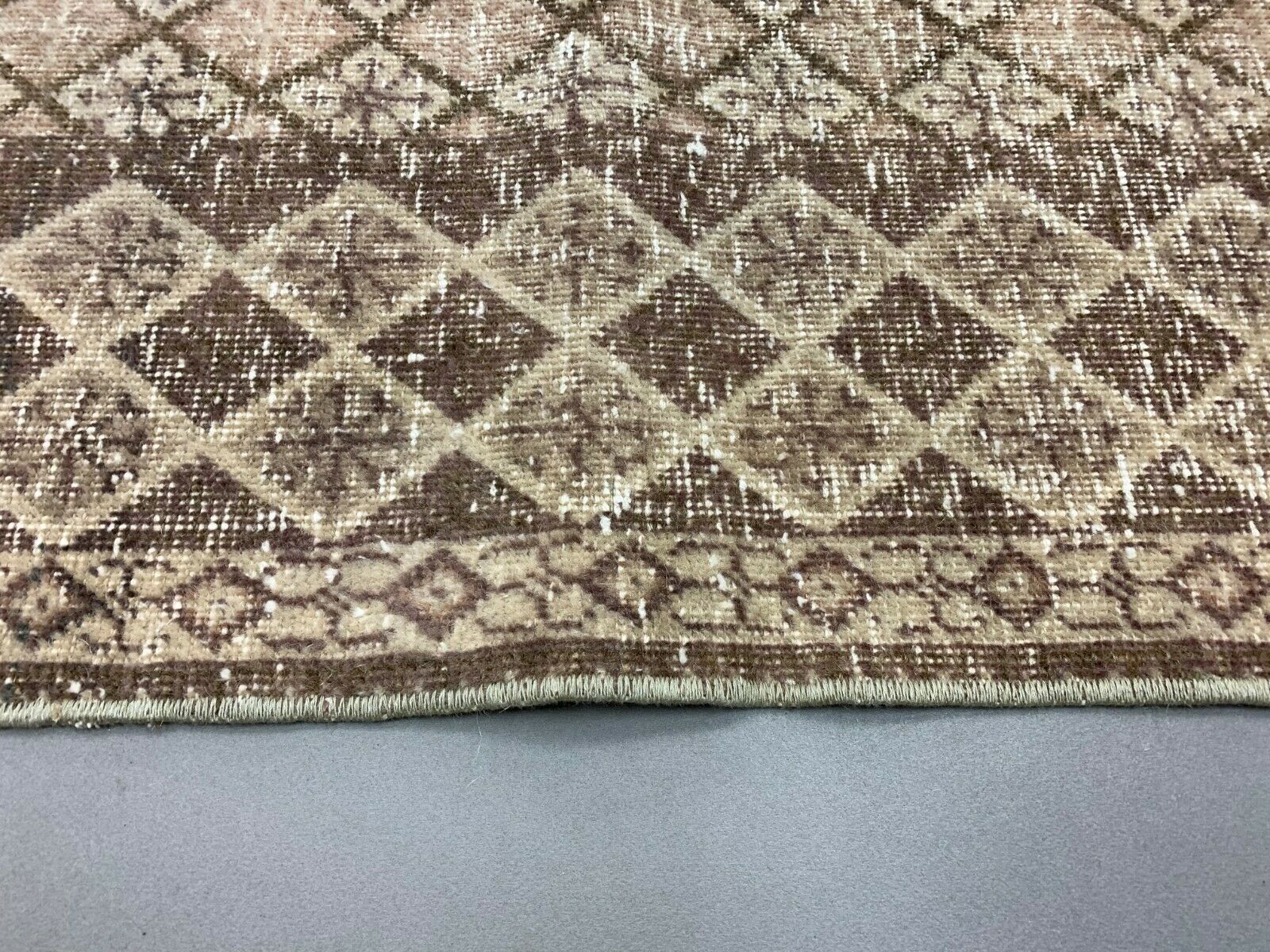 Turkish rug 225x137 cm wool