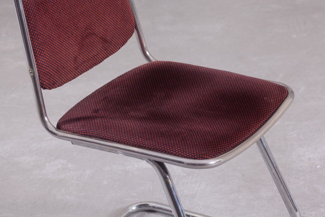 Vintage tubular steel dining chair, Italy, 1970’s