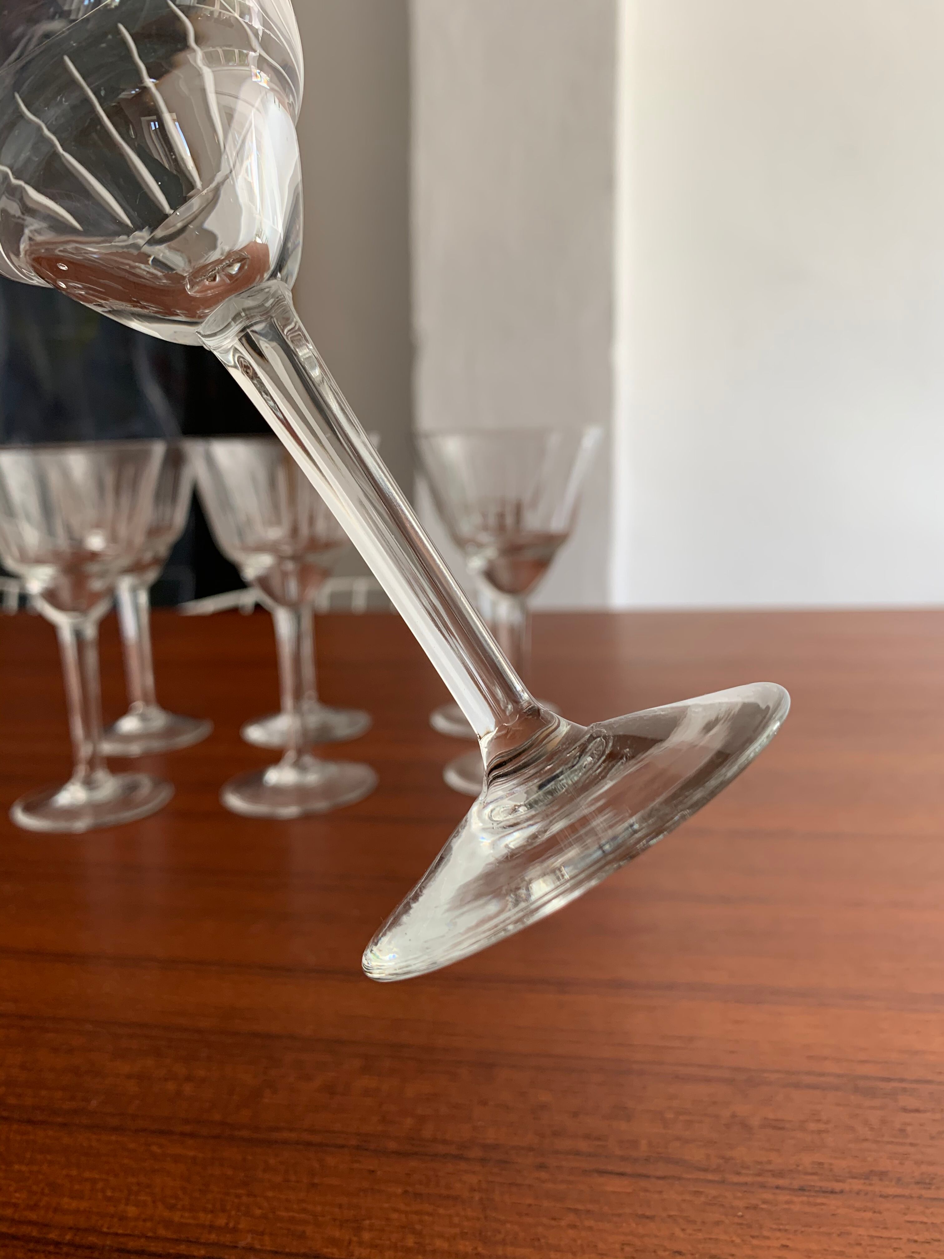 Service 8 glasses of crystal wine art deco