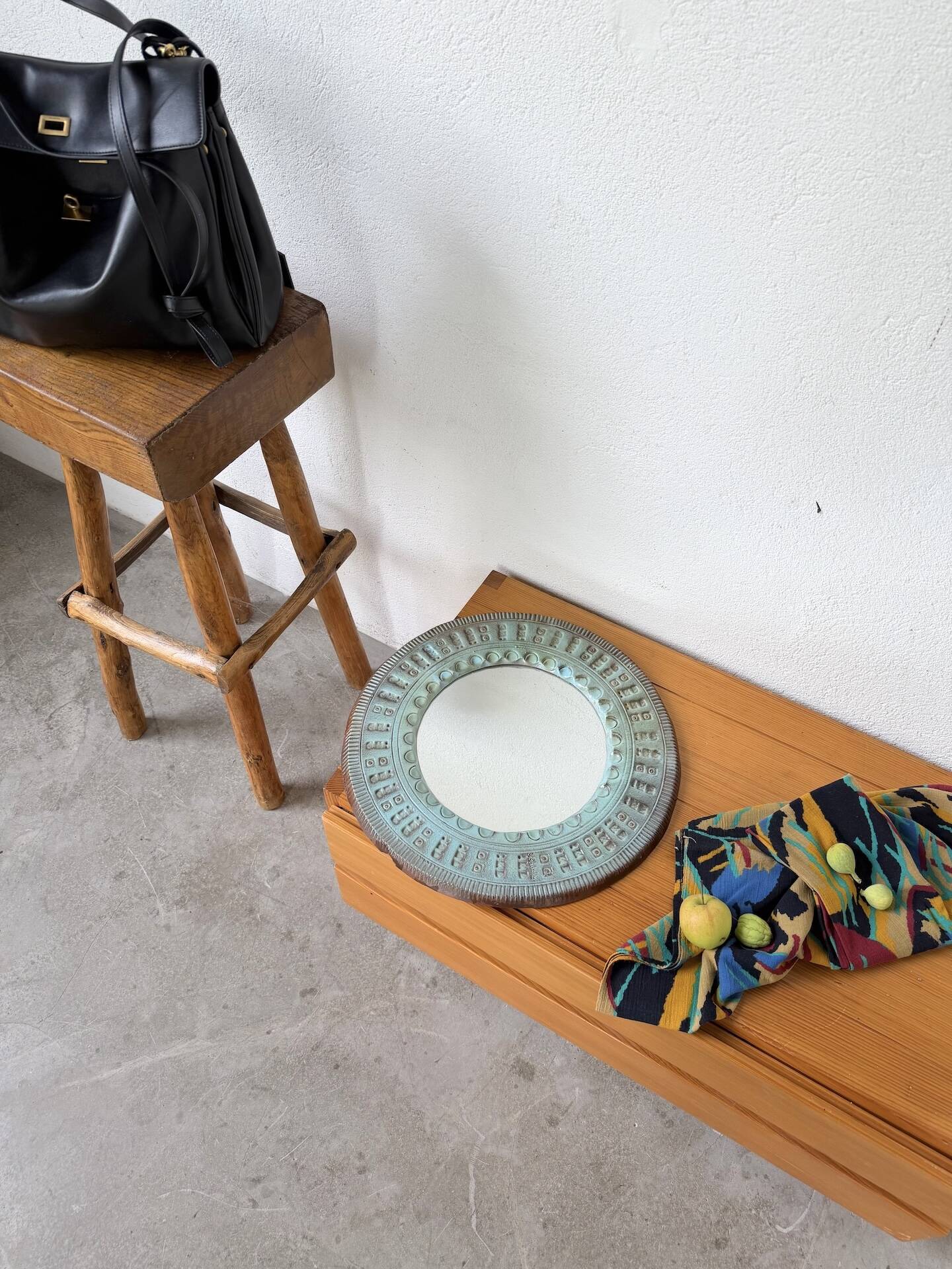 Art mirror Italy in ceramic from the 90s.