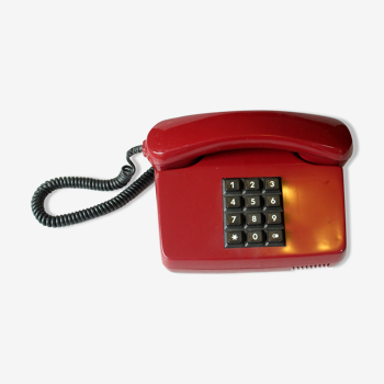 Téléphone allemand vintage avec cadran touches usuables, vintage des années 1980