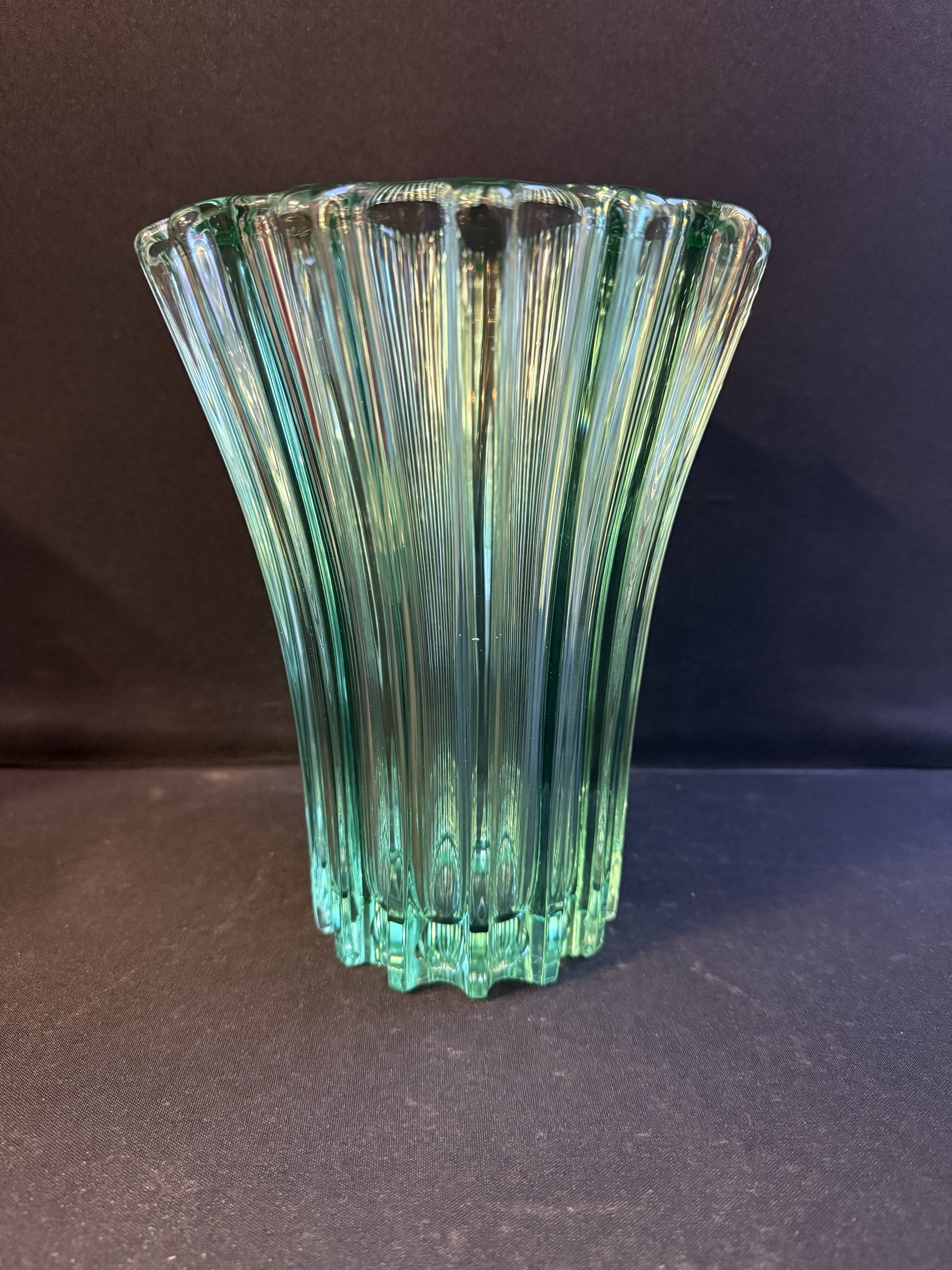 Large green Art Deco vase – Pierre d'Avesn