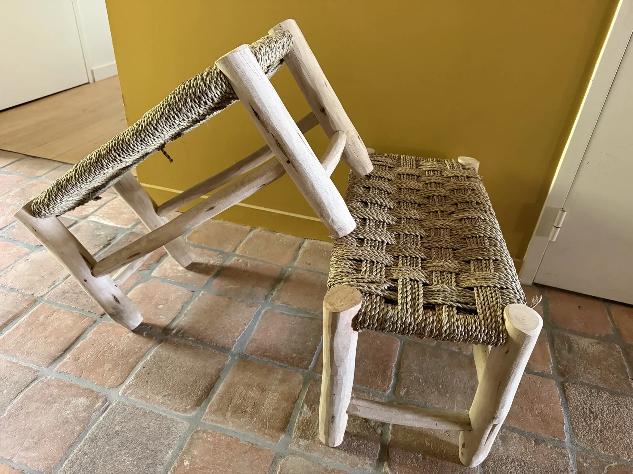 Petit banc marocain en bois 