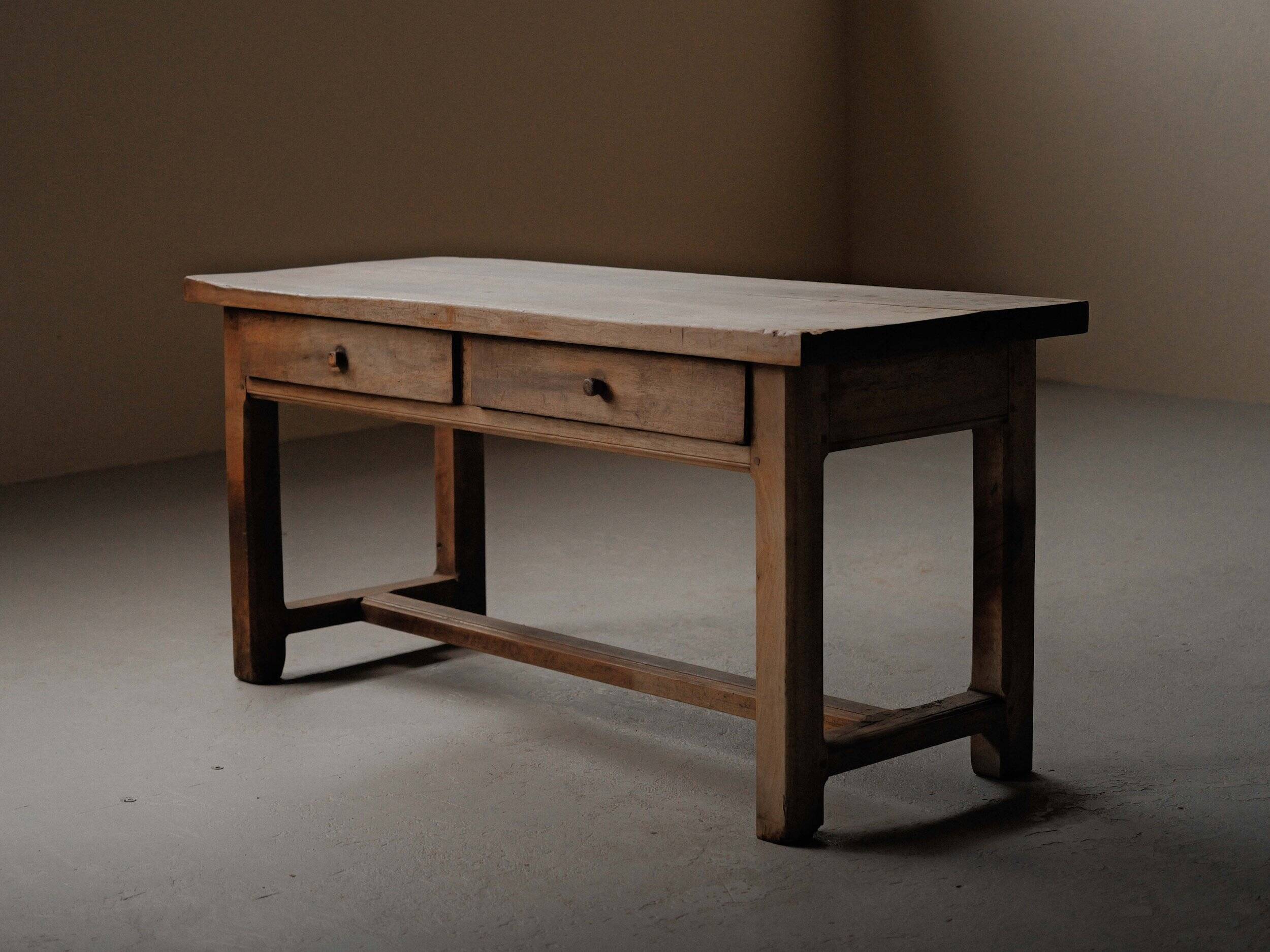 Antique work table/console in solid oak, Auvergne, circa 1900