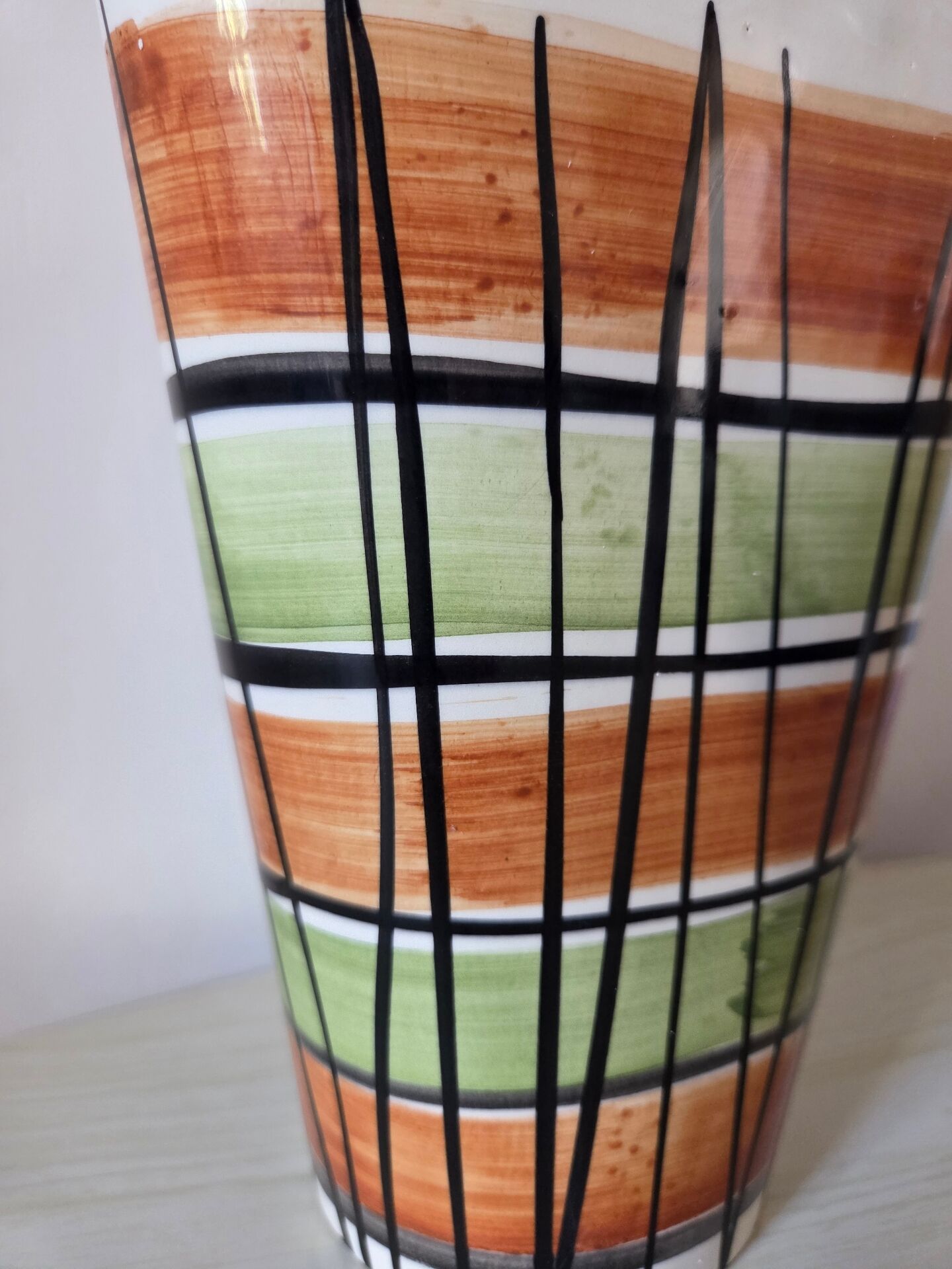 Free-form vase Poët-Laval