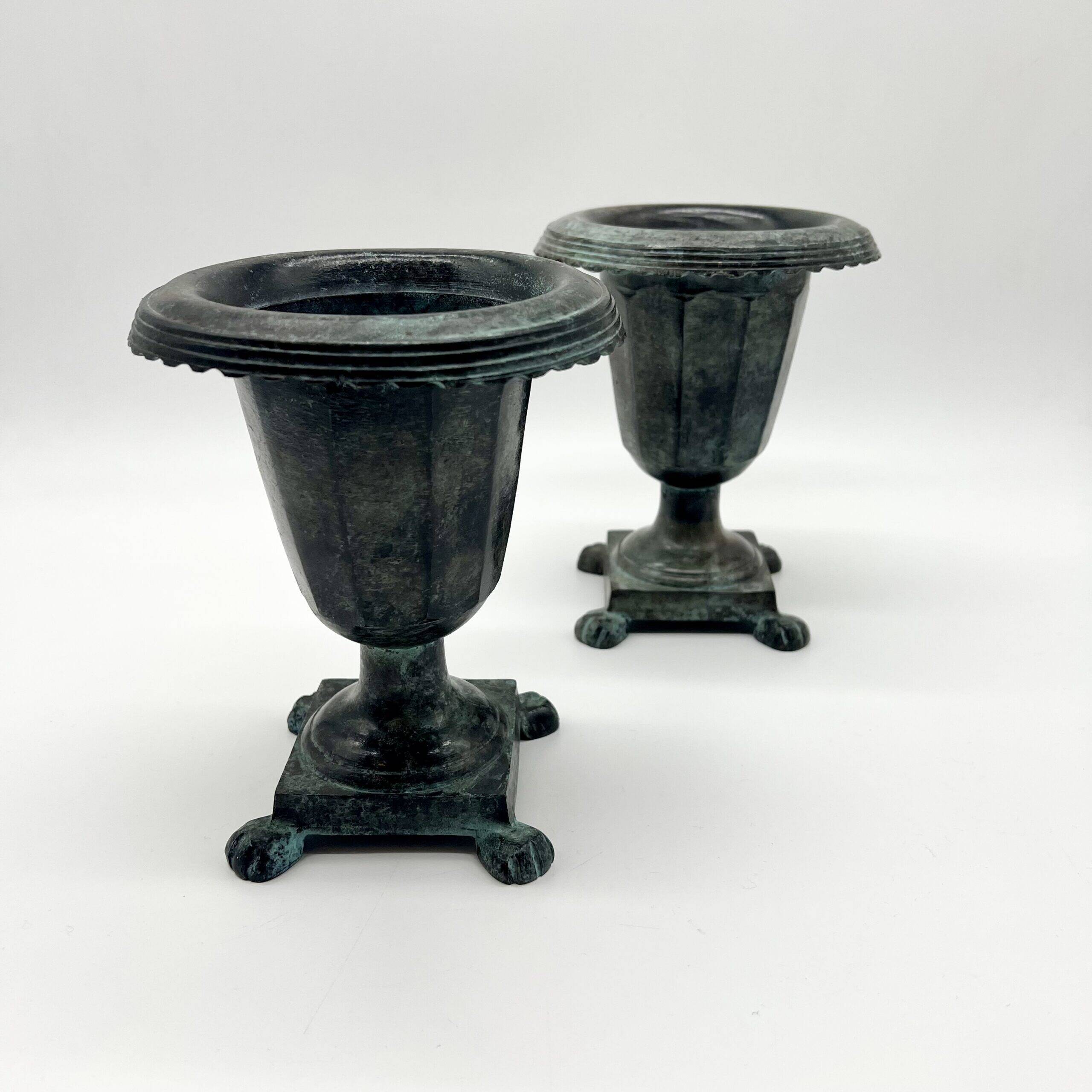 Pair of "Médicis" vases in verdigris – 1950s