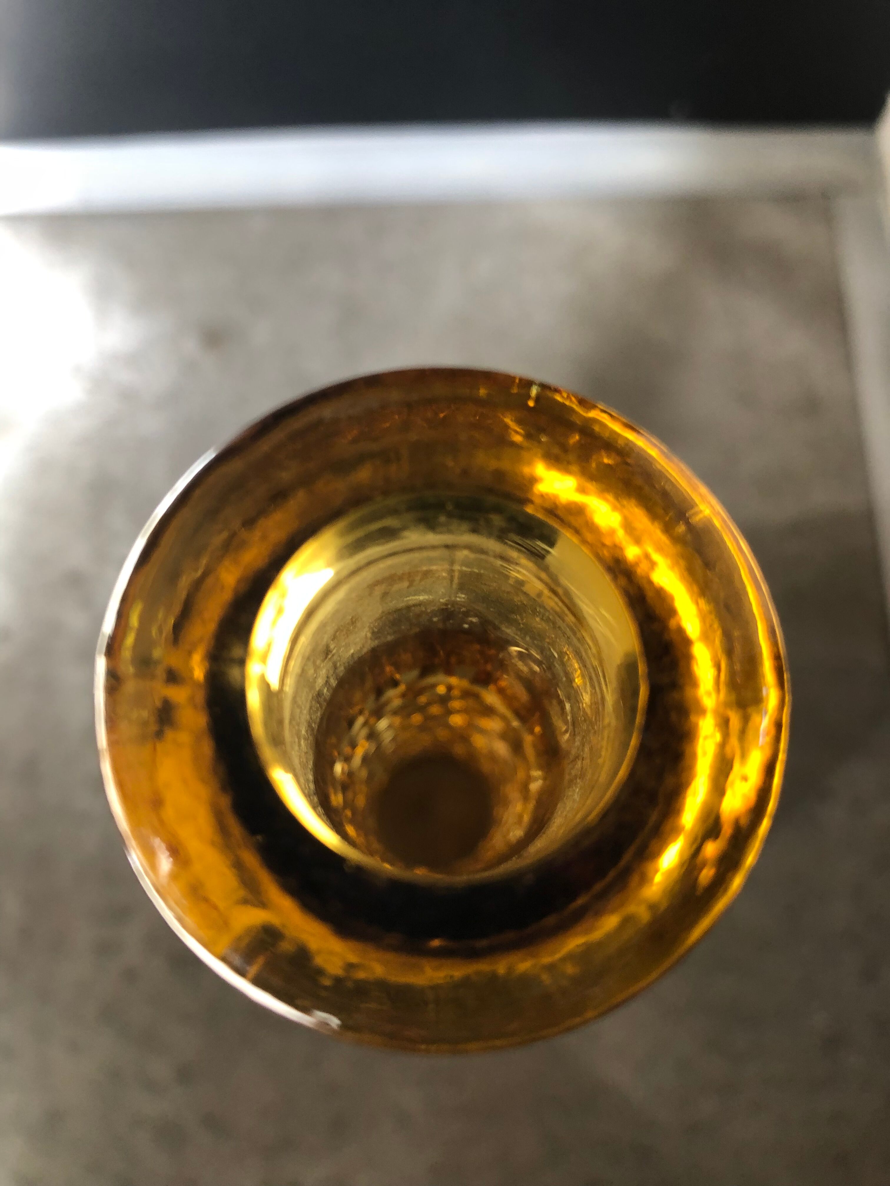 Carafe yellow glass with cap