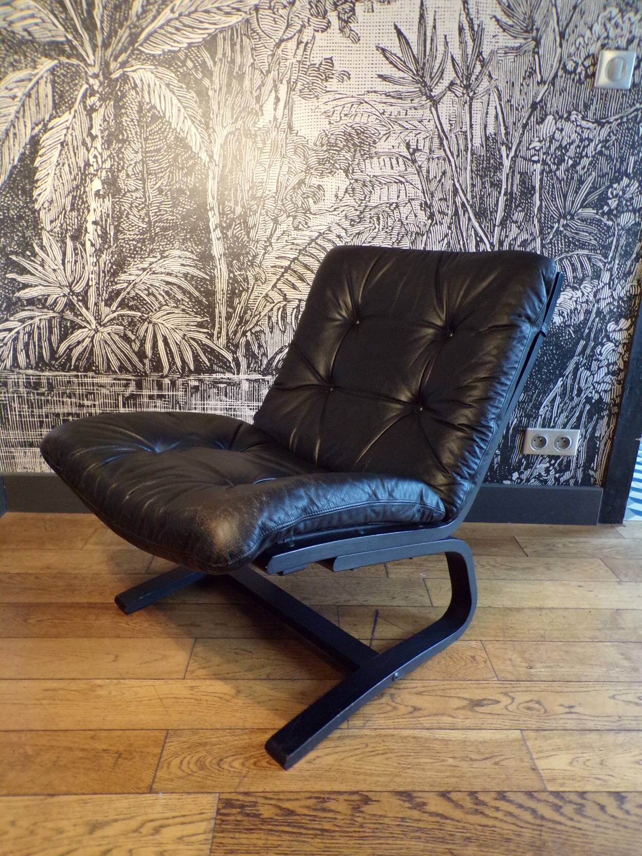 Kengu armchair by Elsa and Nordahl Solheim for Rybo Rykken & Co