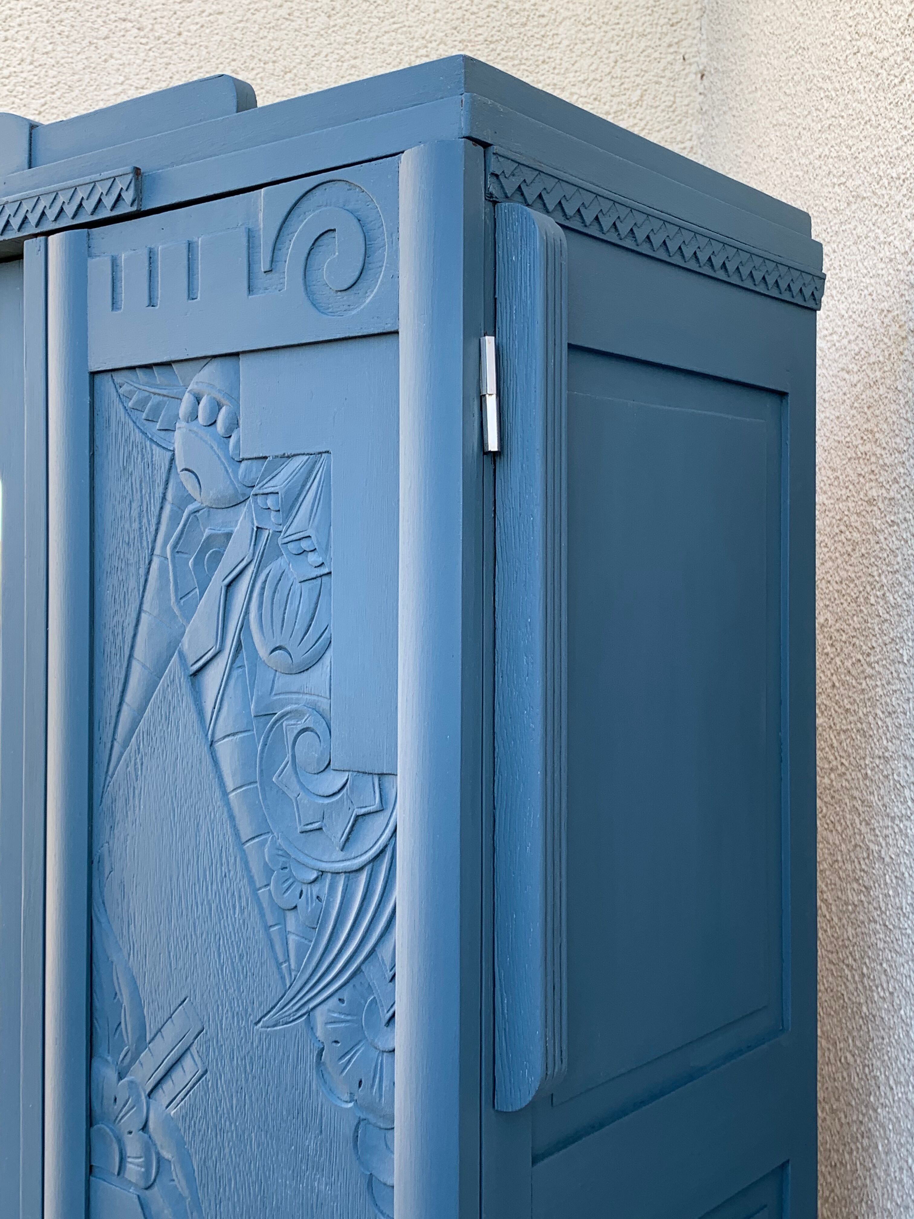 Blue wardrobe art deco 1930