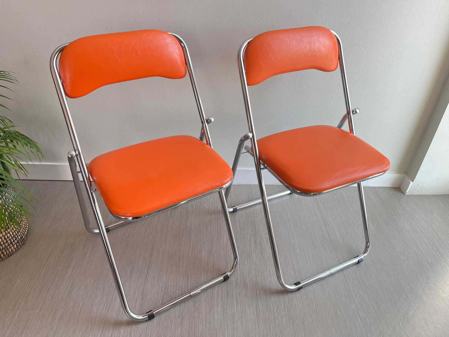 Chaises pliantes vintage Soudexvinyl Chrome / skaï orange