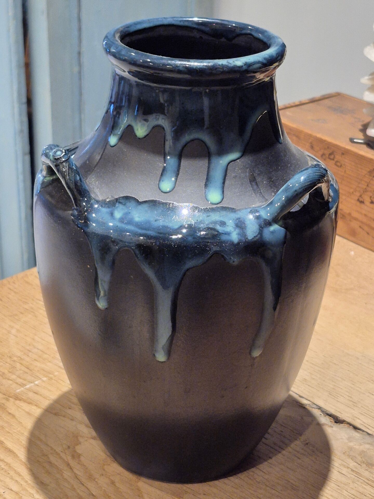 Blue glazed stoneware vase with drips – signed – 25 cm