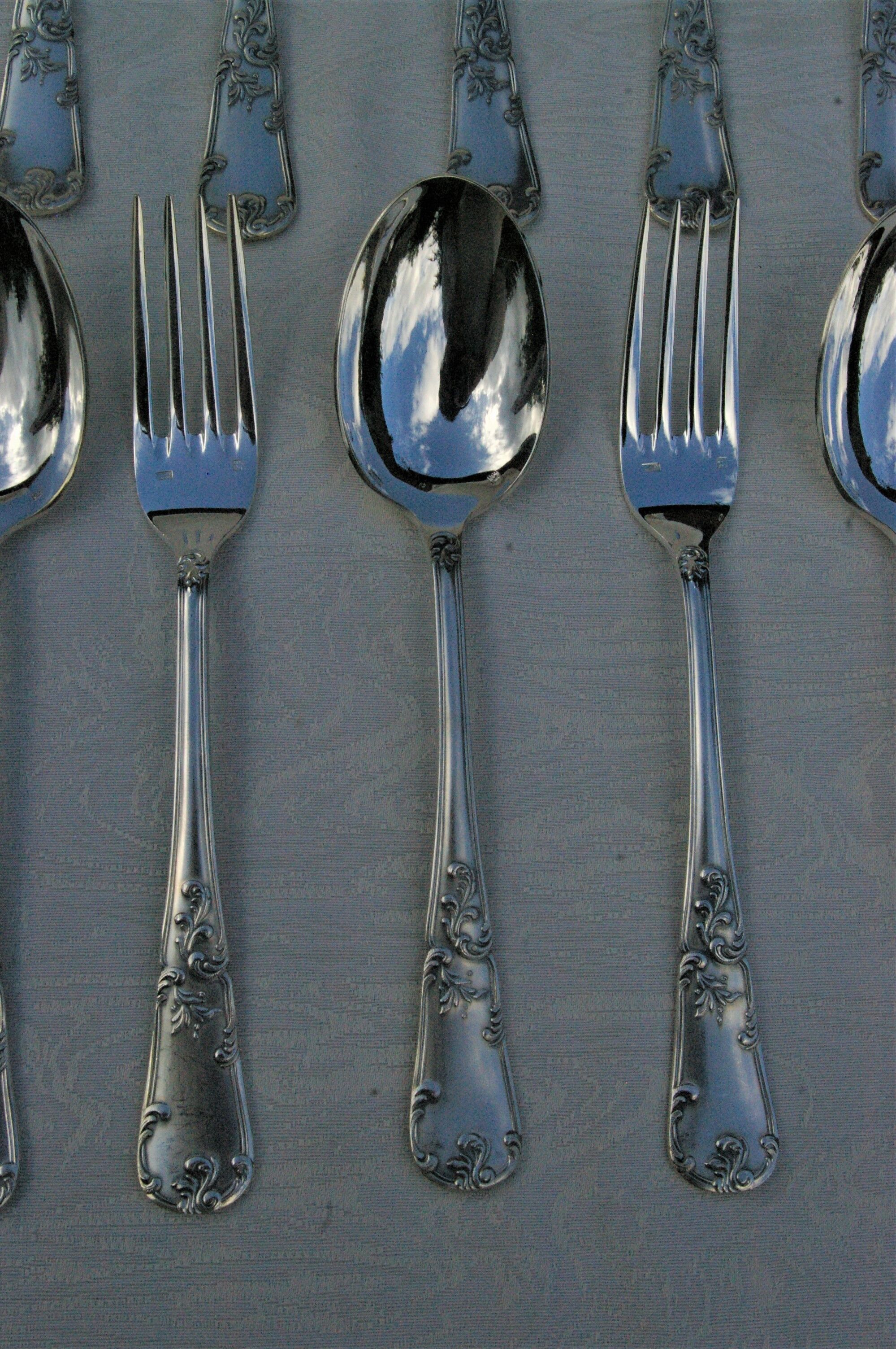 Silver metal housewife 37 pieces louis XV Marly style