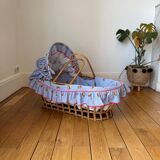 Rattan bassinet