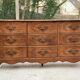 Commode américaine 9 tiroirs Bassett Furniture style Louis XV en bois massif, 1940