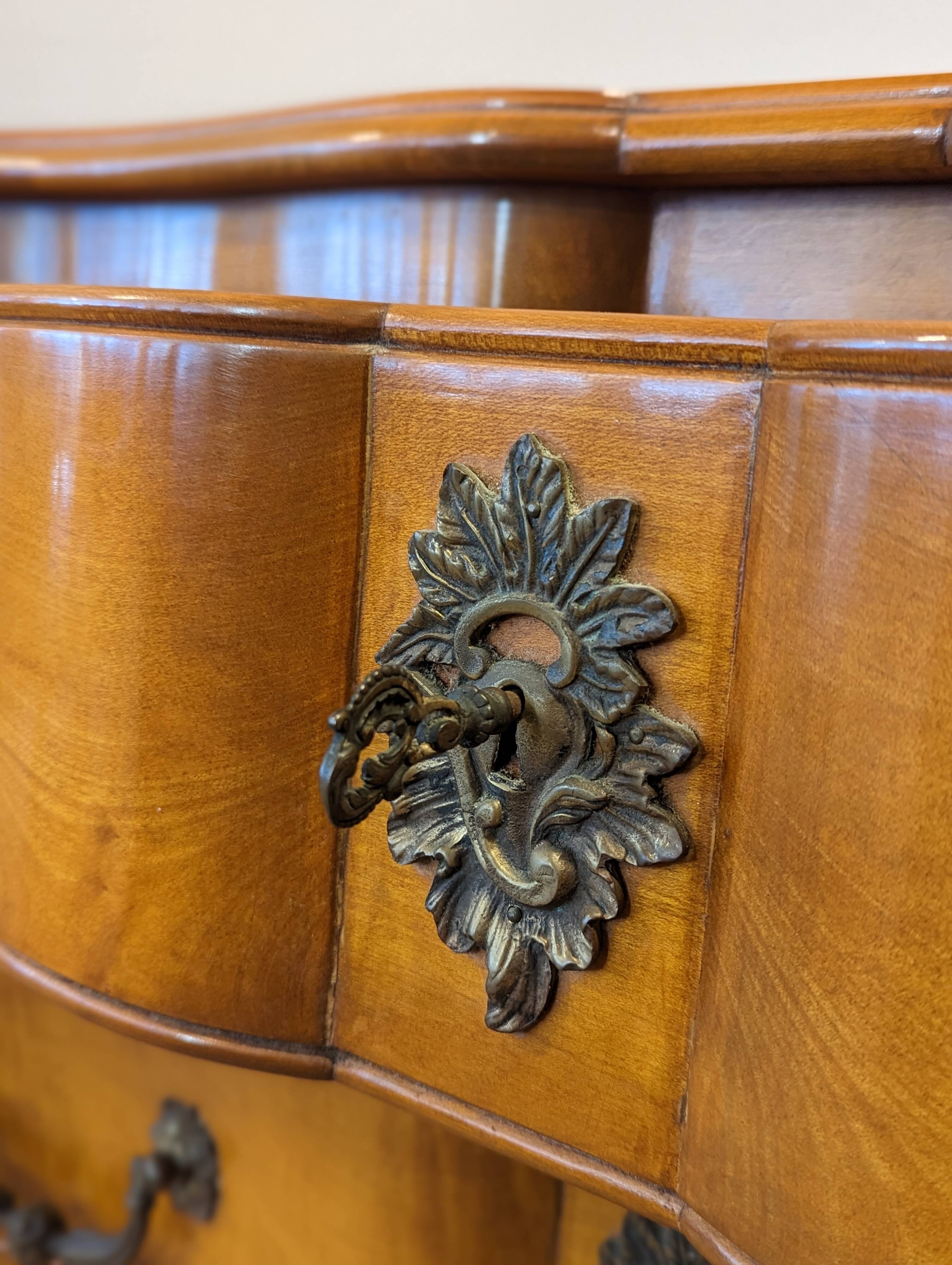 Grenoble chest of drawers