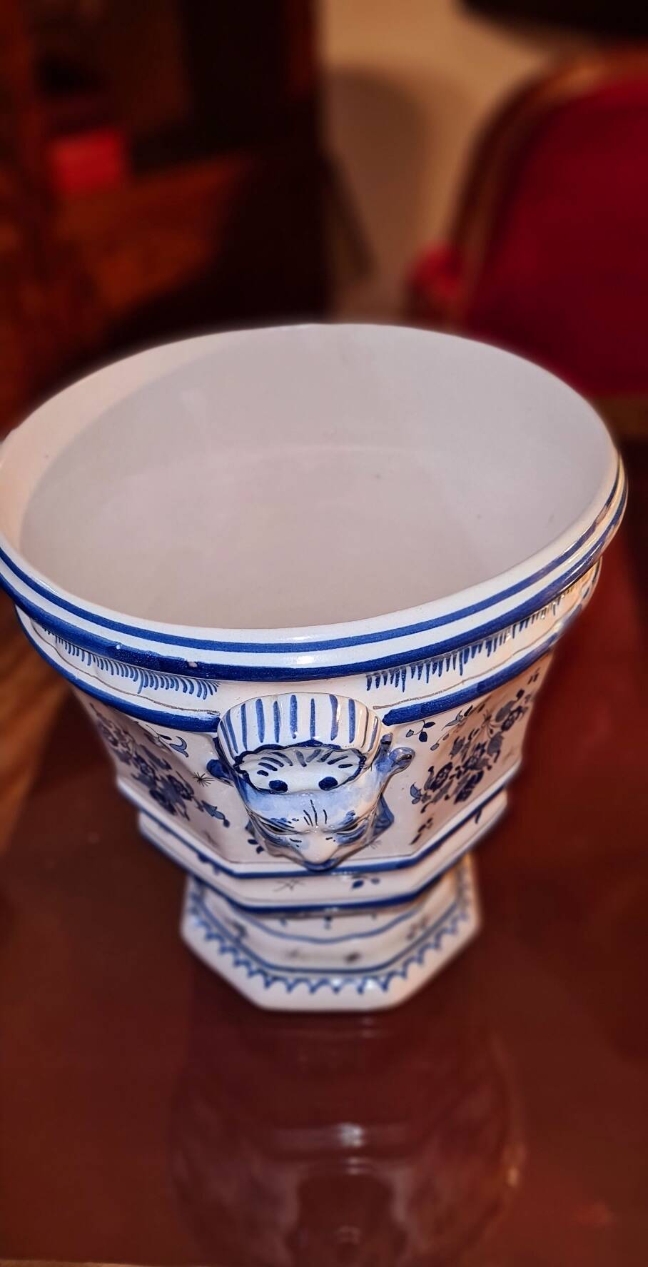 Large cache pot in Nevers earthenware