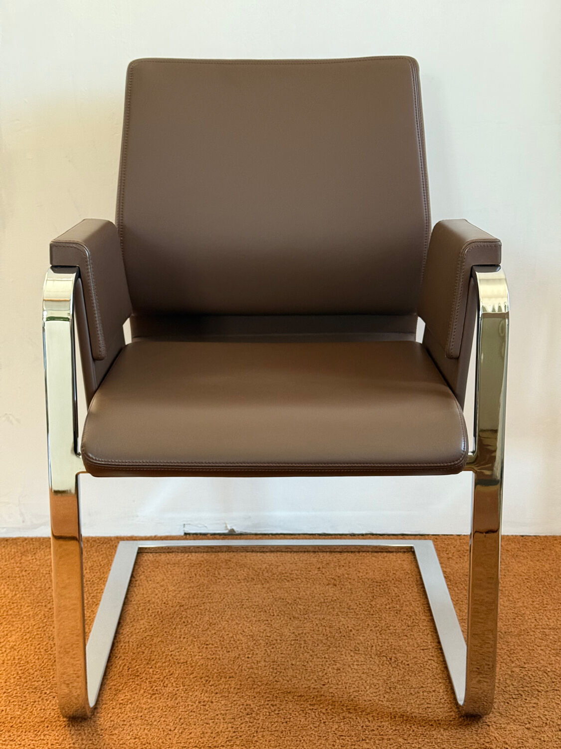 Interstuhl 550A conference chair