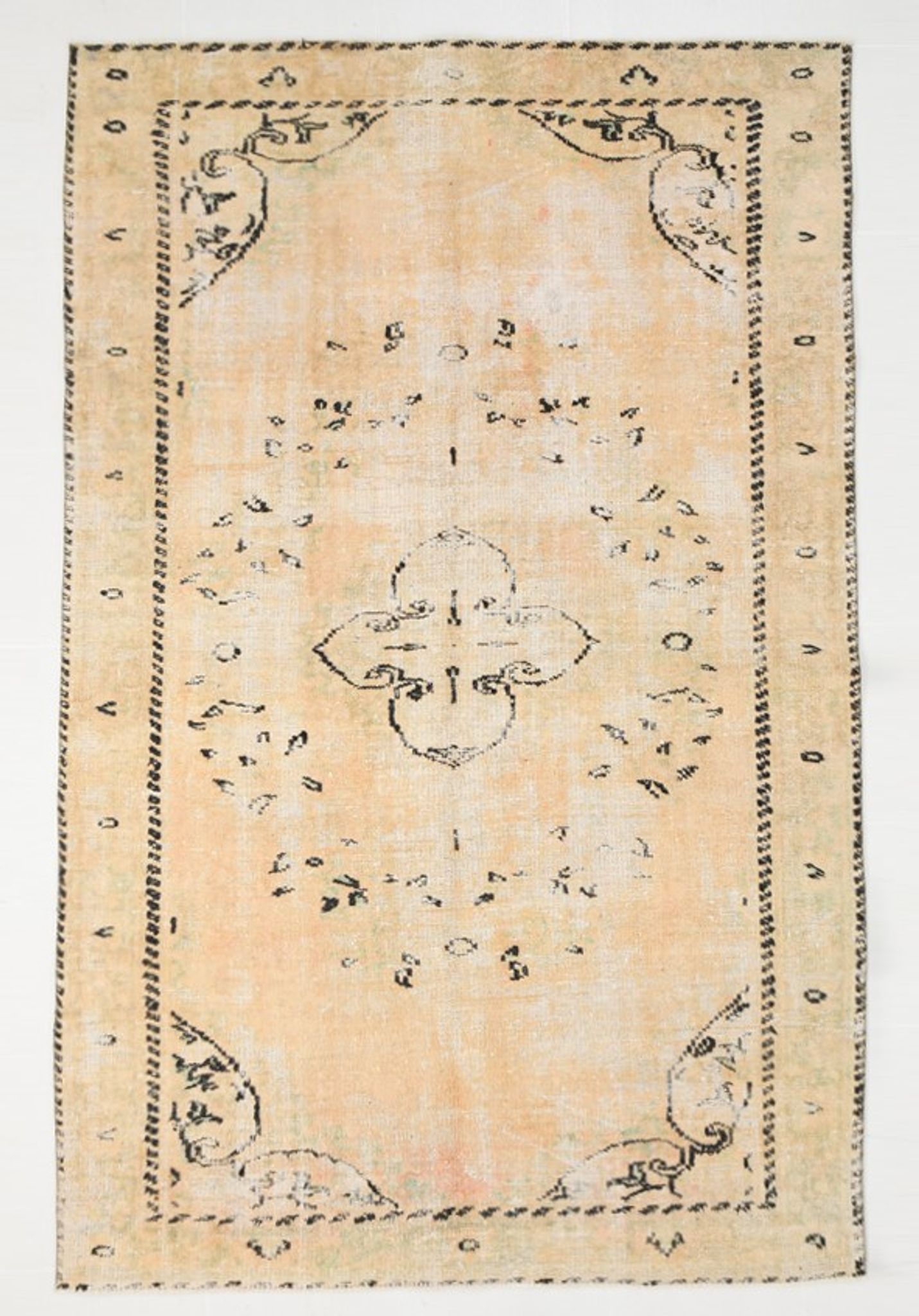 5x8 beige tones wool classic vintage rug 253x166cm