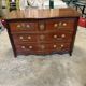 Commode galbée Louis XV