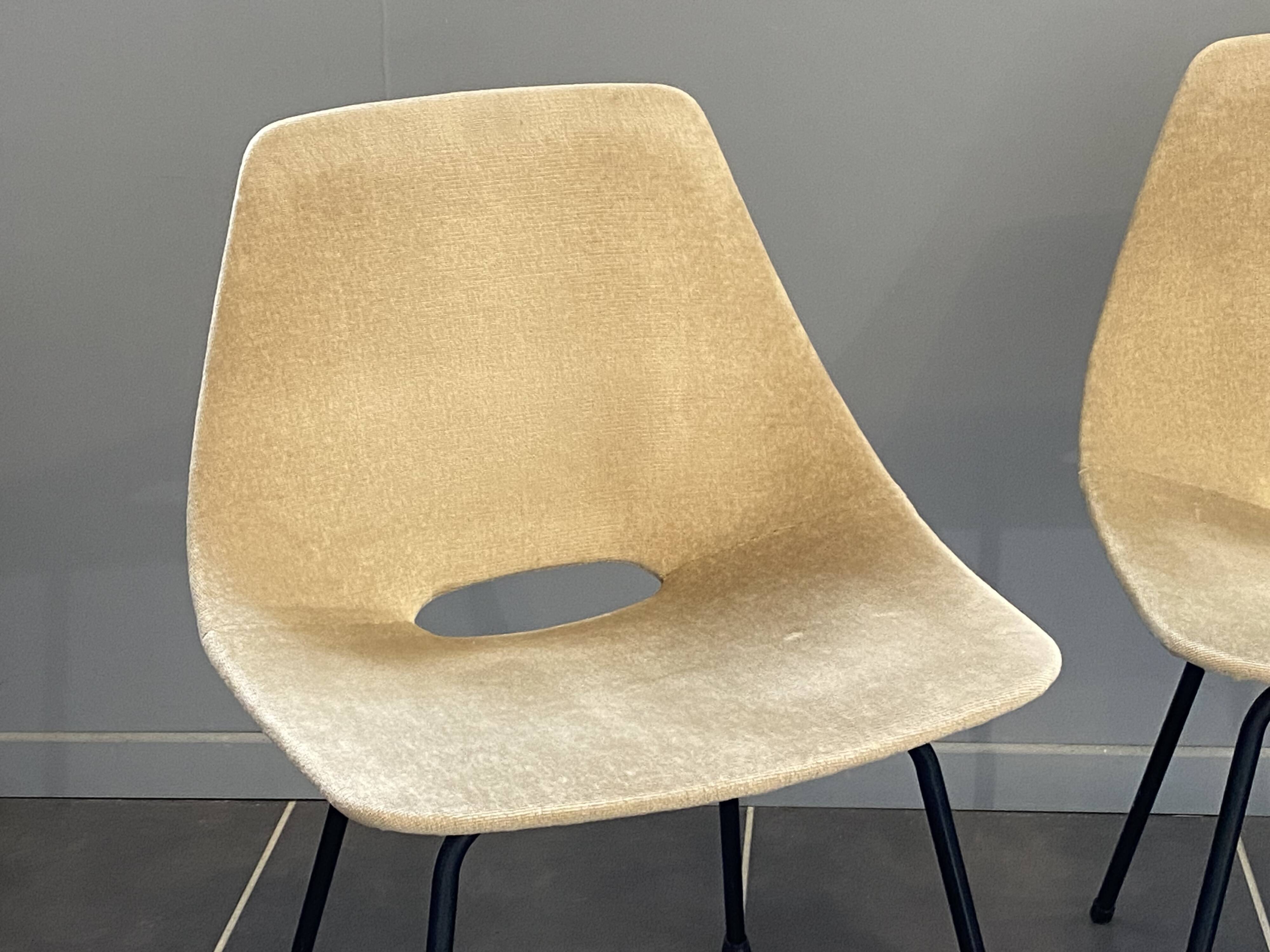 A barrel chair by Pierre Guariche, Steiner, vintage beige fabric from the 1950s.