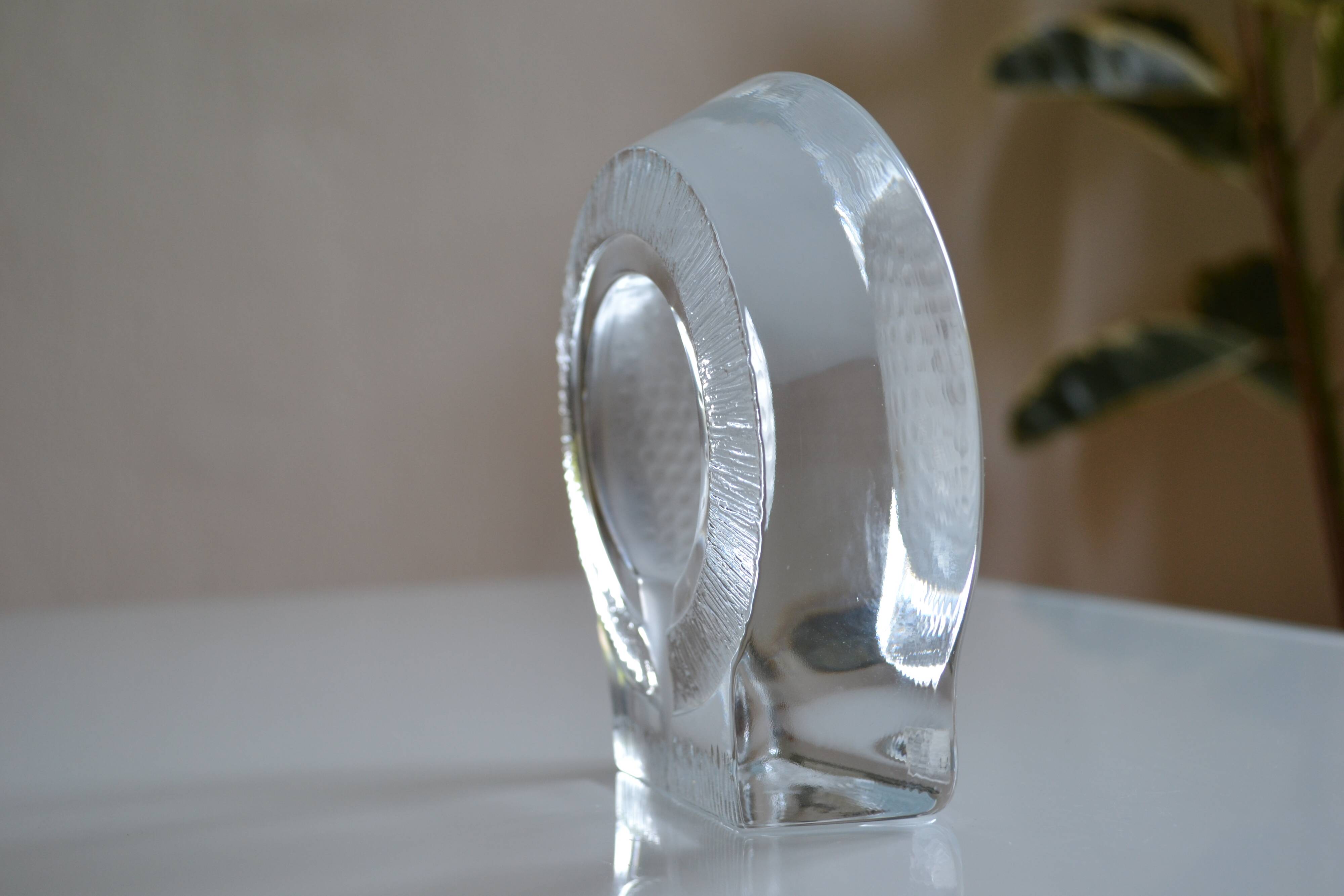 Golf crystal pocket emptier or paperweight by Nybro of Sweden