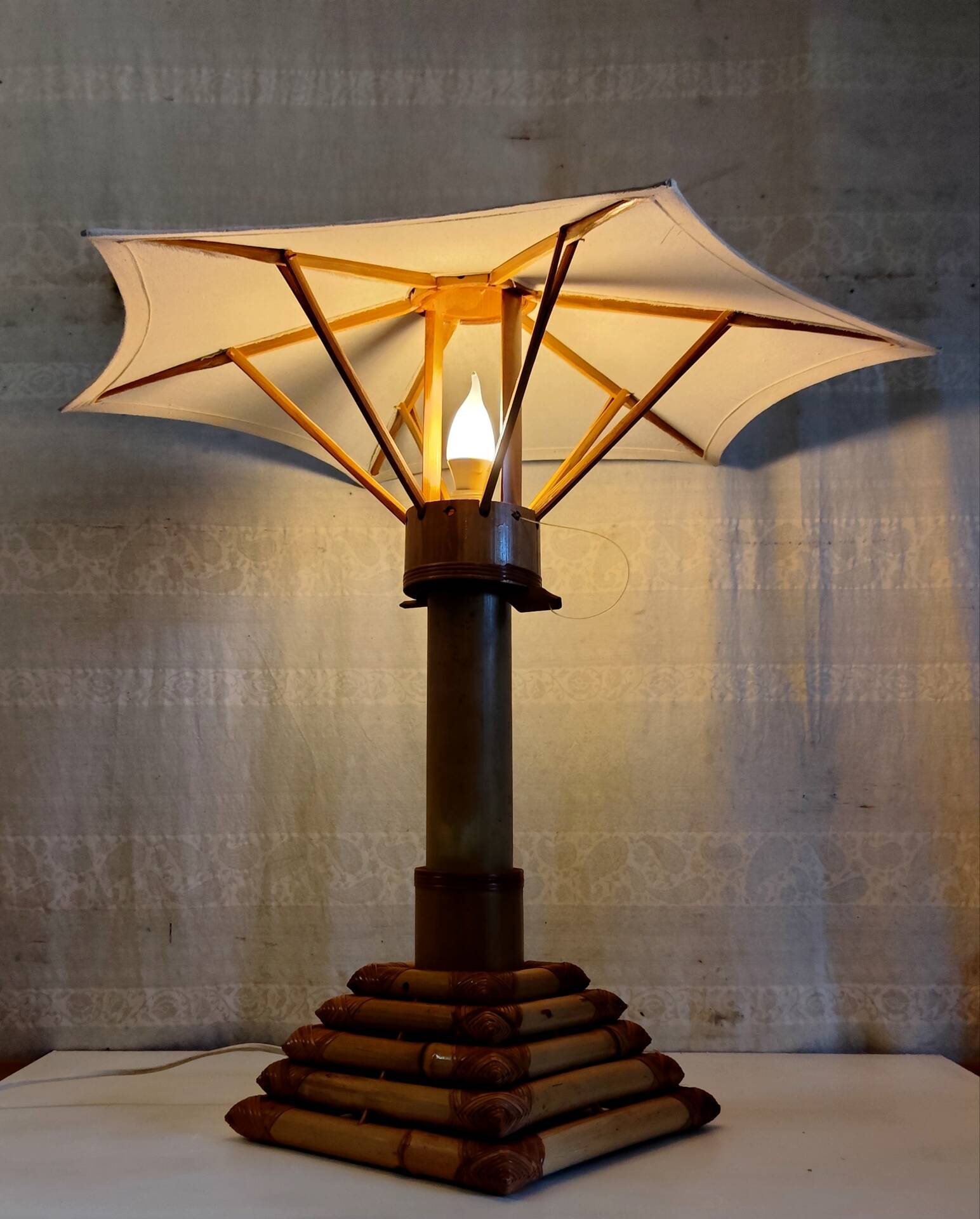 Lampe à poser en bambou, 70's