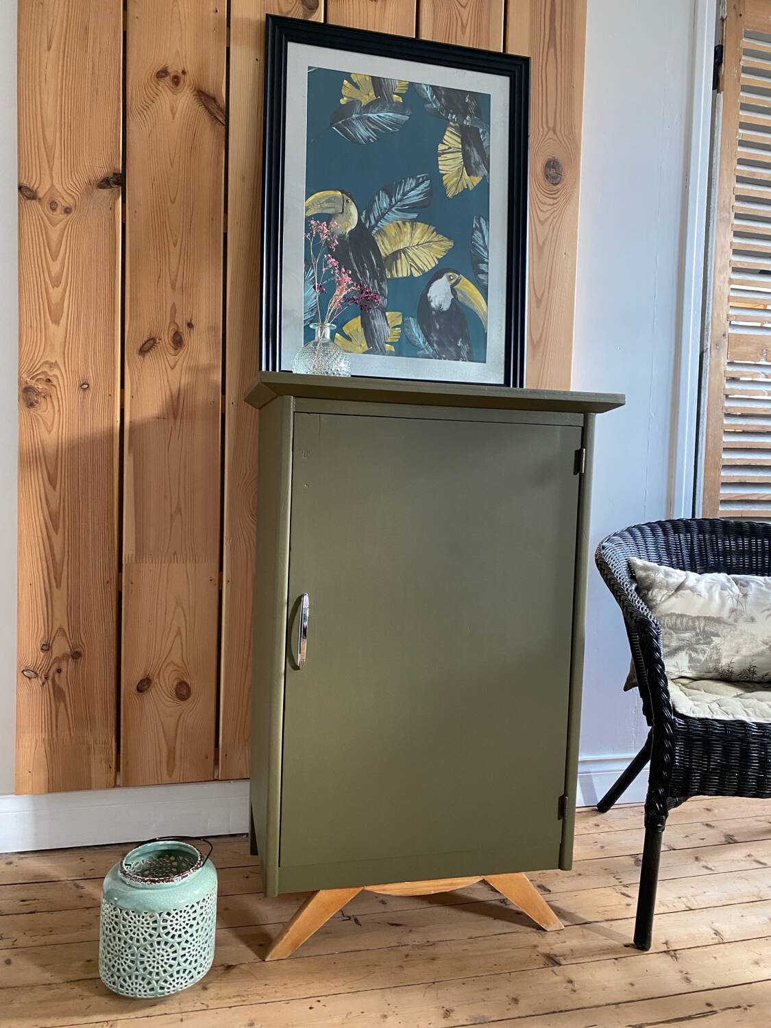 Antique 1-door boarding school furniture