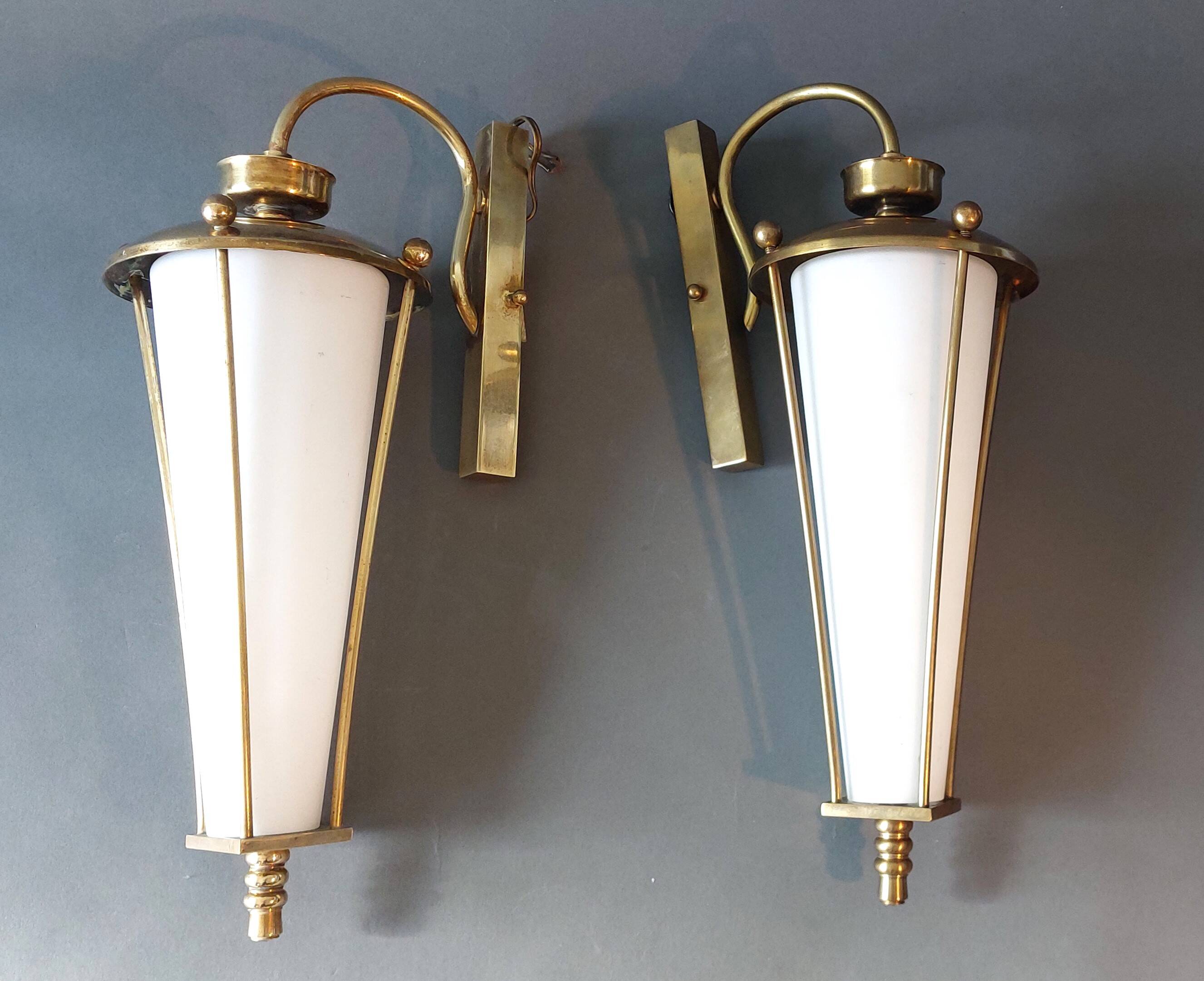 Pair of lantern sconces in gilded brass and opaline 1960.